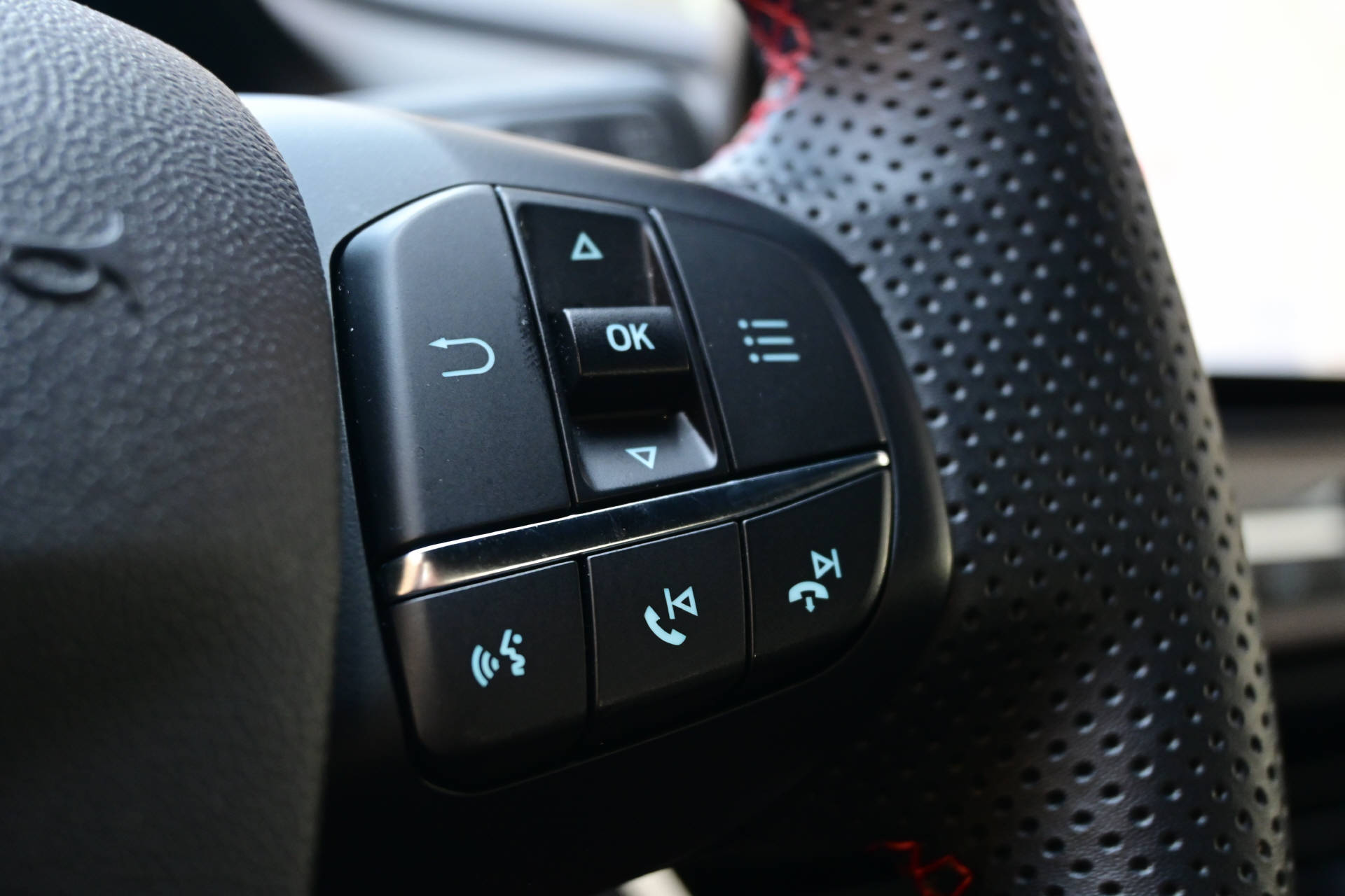FORD Puma 1.0 EcoB Hybrid 125 ST-Line X-image-21