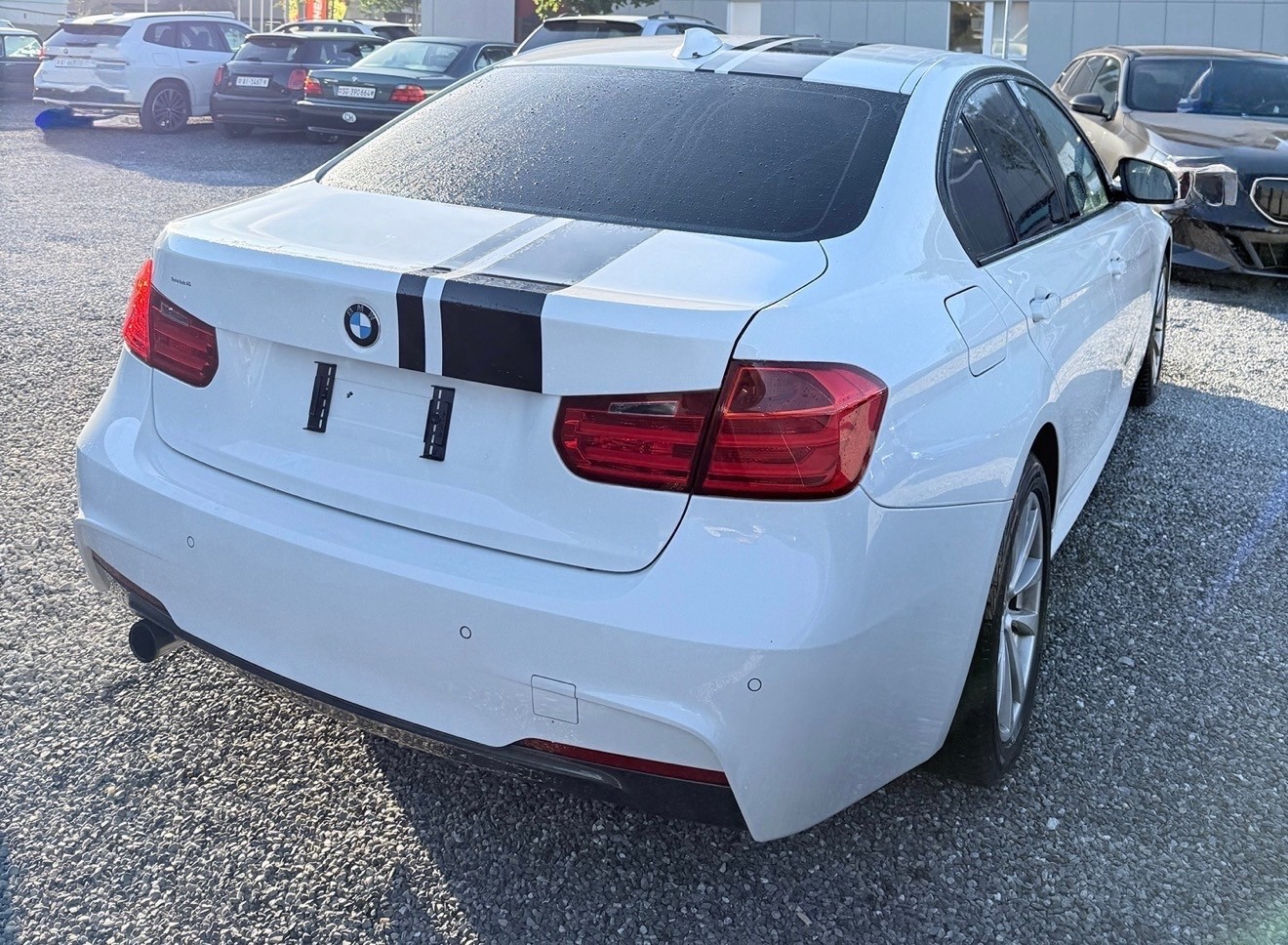 BMW 320i xDrive Sport Line Steptronic-image-7