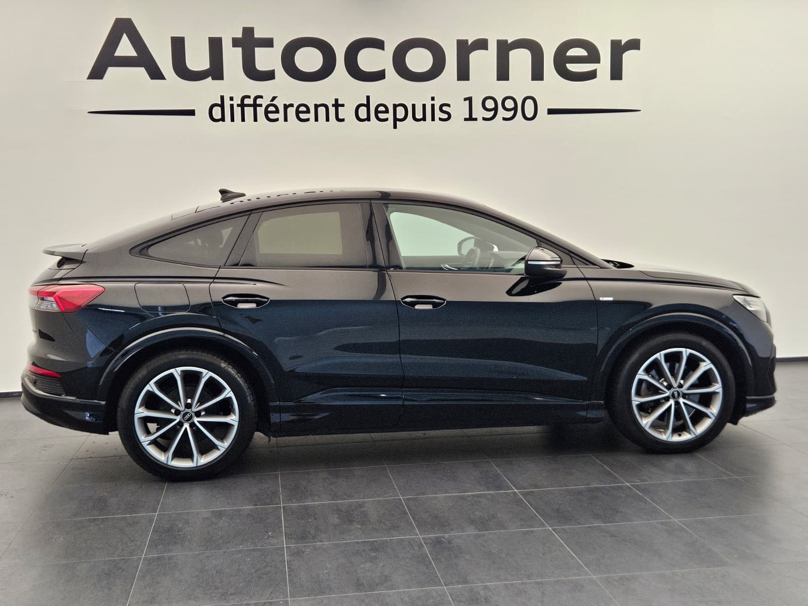AUDI Q4 Sportback e-tron 50 quattro-image-5