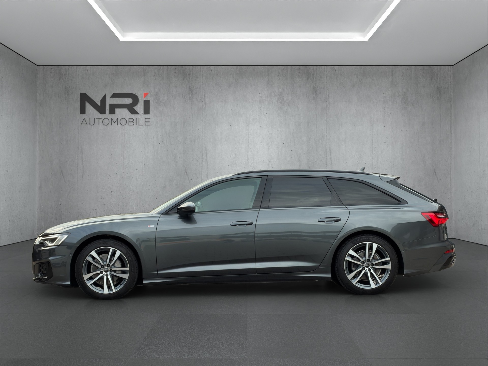 AUDI A6 Avant 2.0 40 TDI S Line quattro S-Tronic-image-7