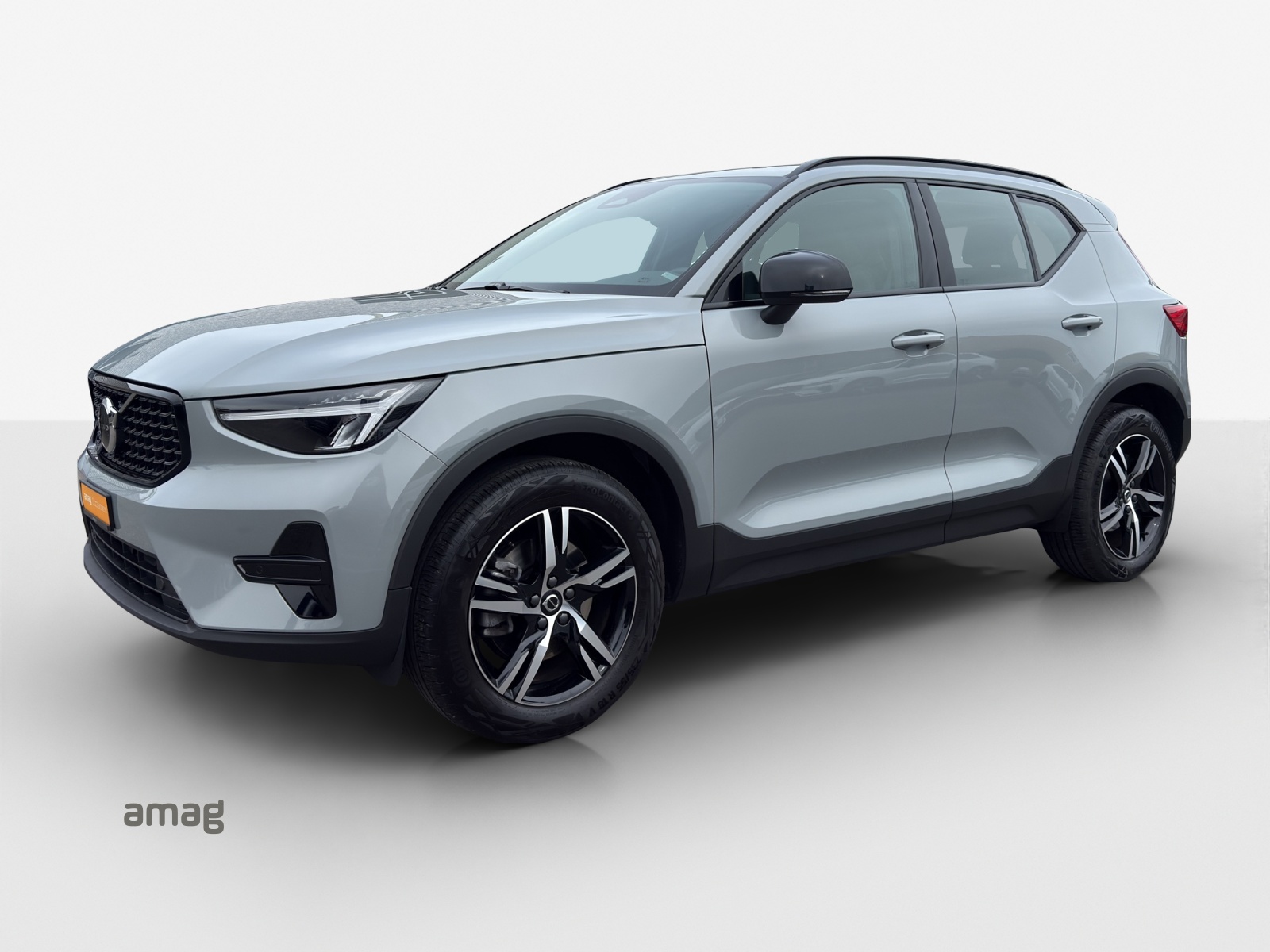 VOLVO XC40 B3 Benzin Mild Hybrid Plus Dark DCT
