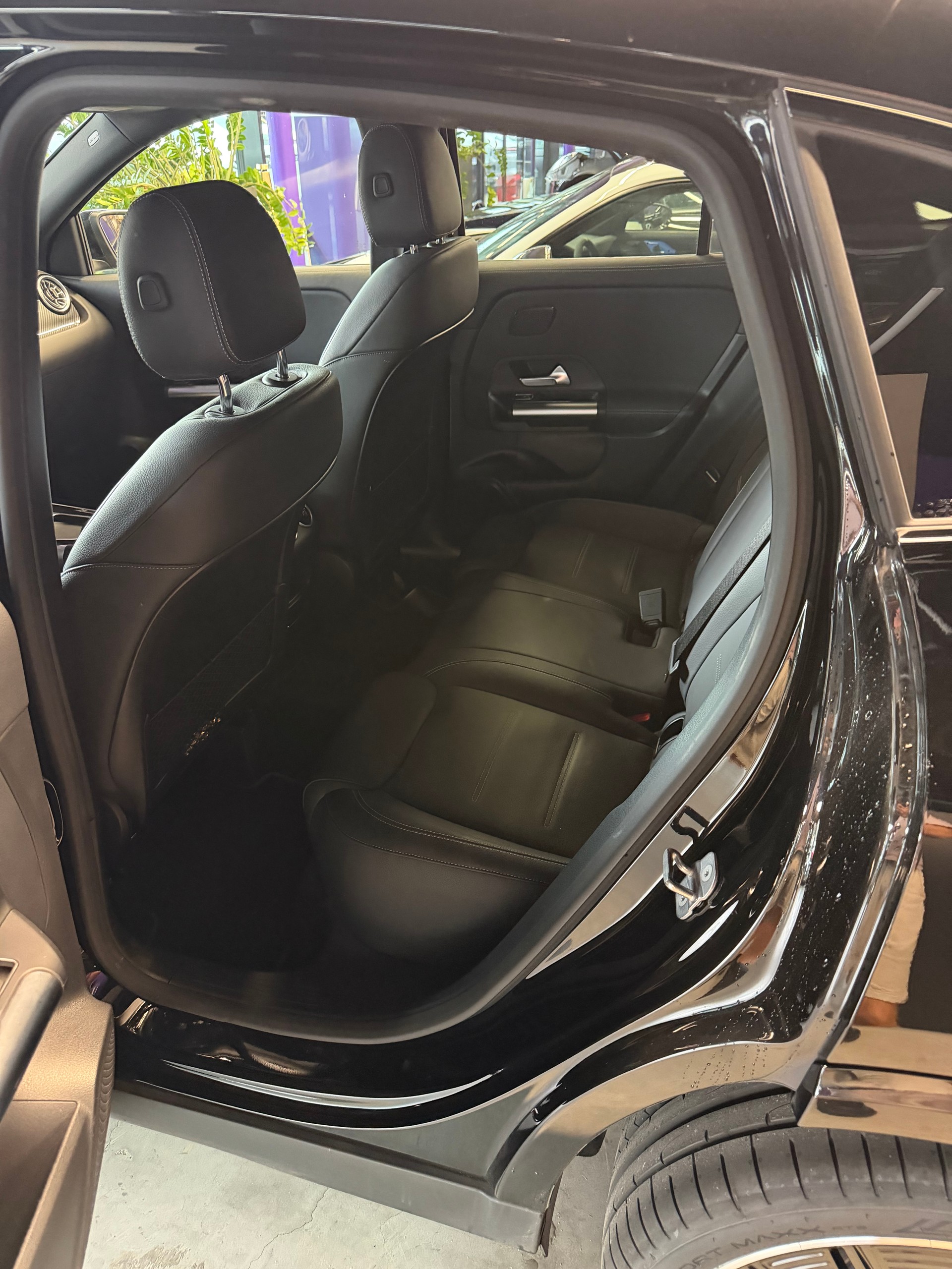 MERCEDES-BENZ GLA 250 4Matic 8G-DCT-image-6