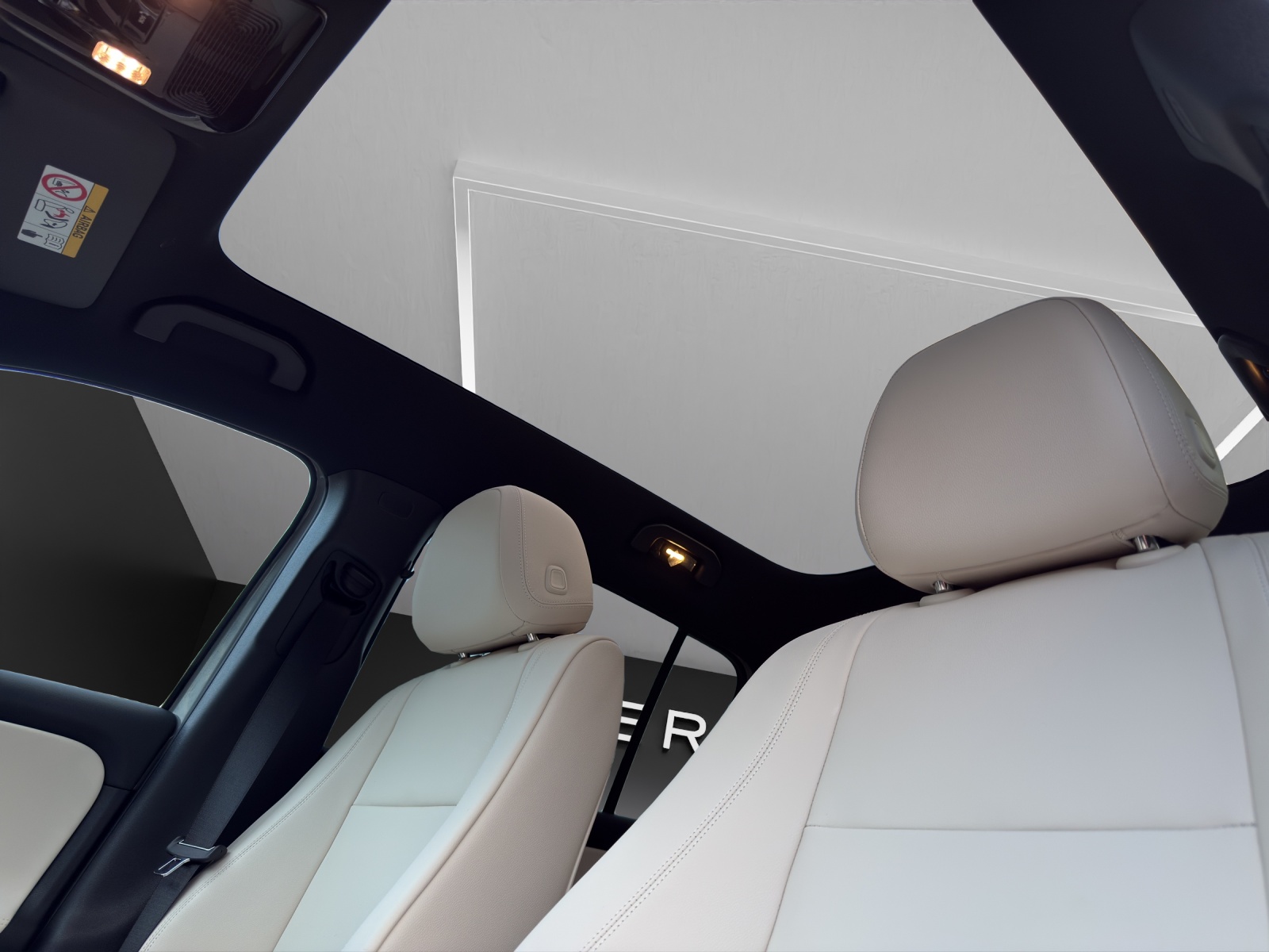 MERCEDES-BENZ GLB 350 85kWh EQ 4 Matic-image-13
