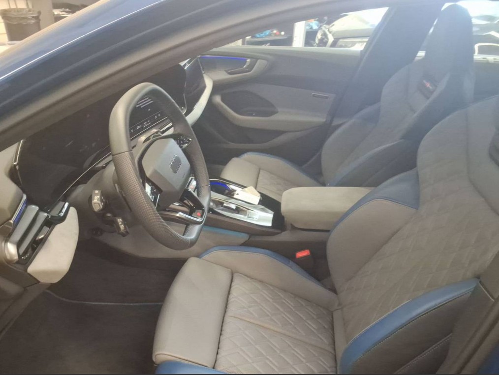 AUDI S5 Avant TFSI quattro S tronic-image-5