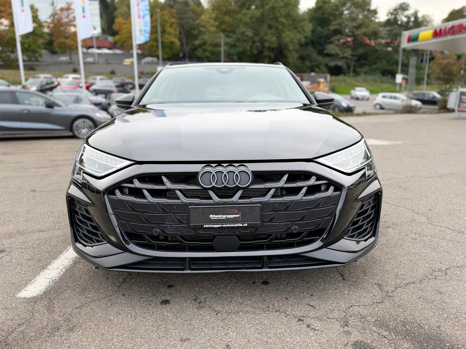 AUDI S3 Sportback TFSI quattro S-tronic-showroom-element-3