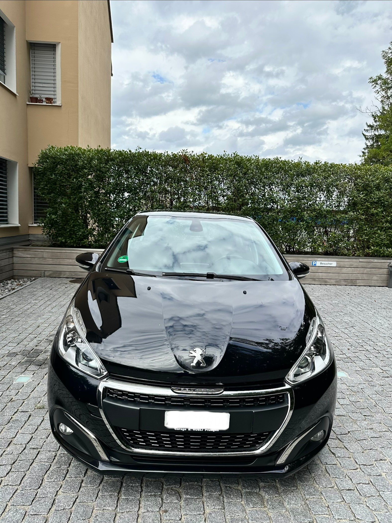 Car photo