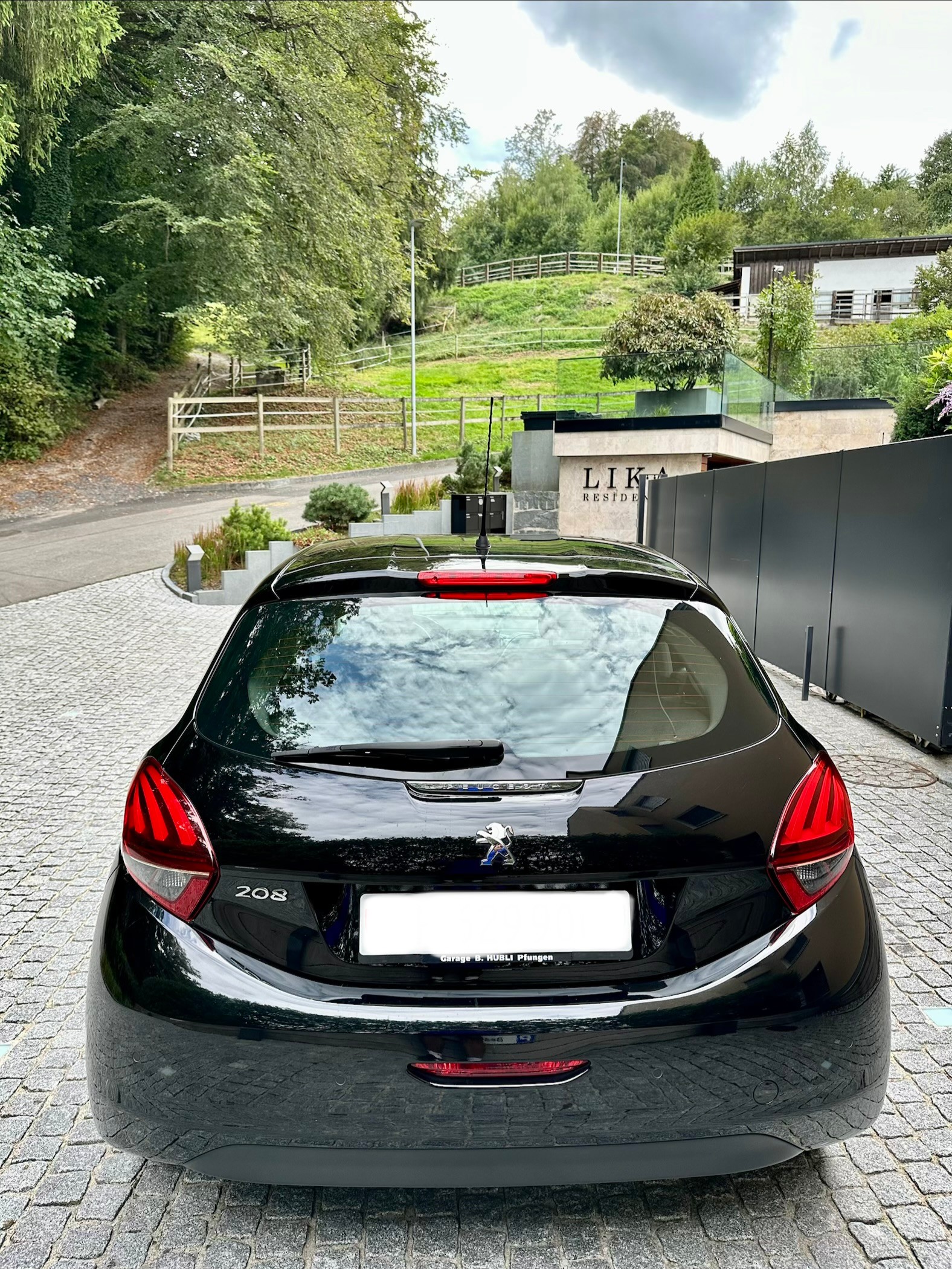 PEUGEOT 1.2 PureTech Active S/S-image-1