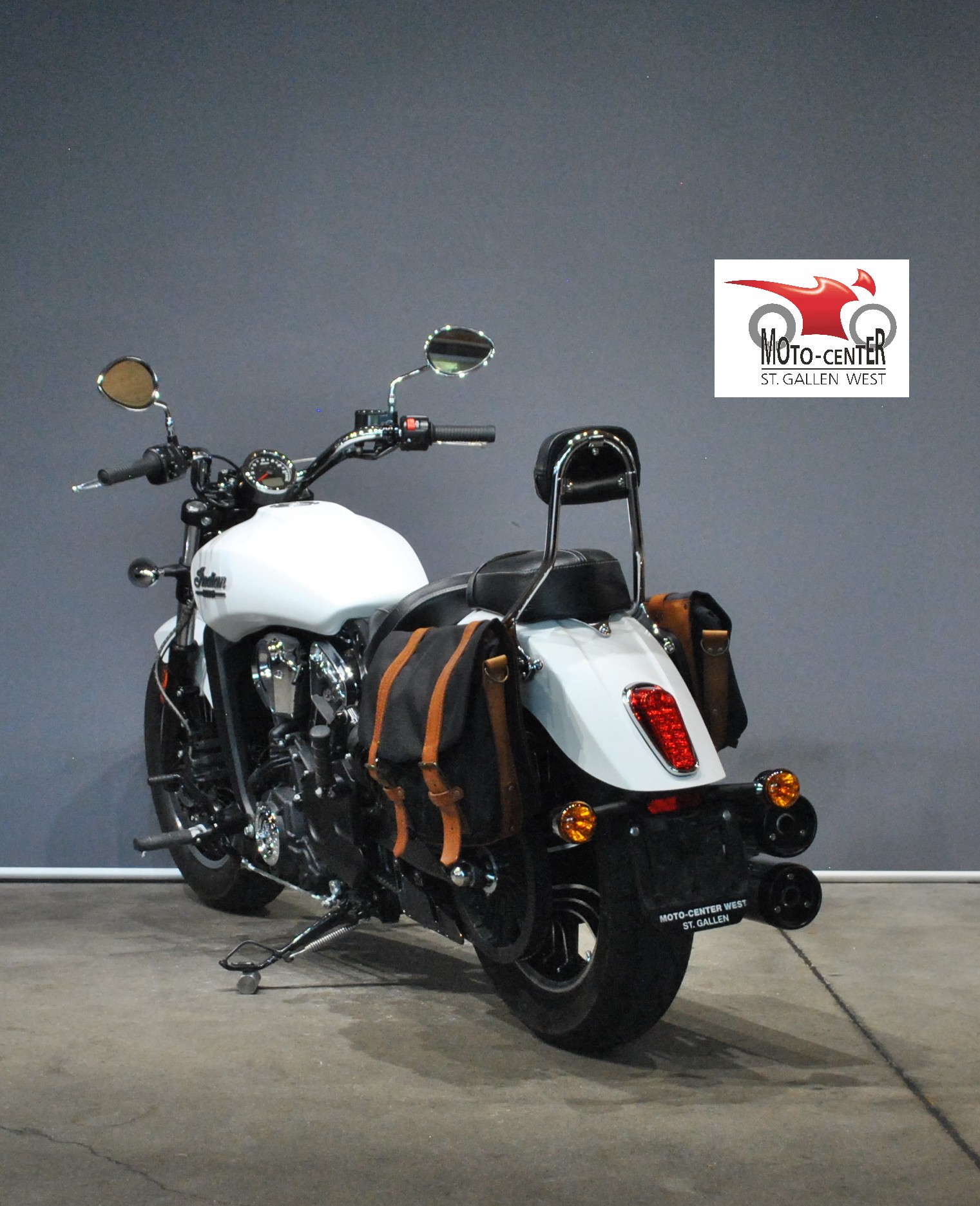 INDIAN Scout 1200-showroom-element-3