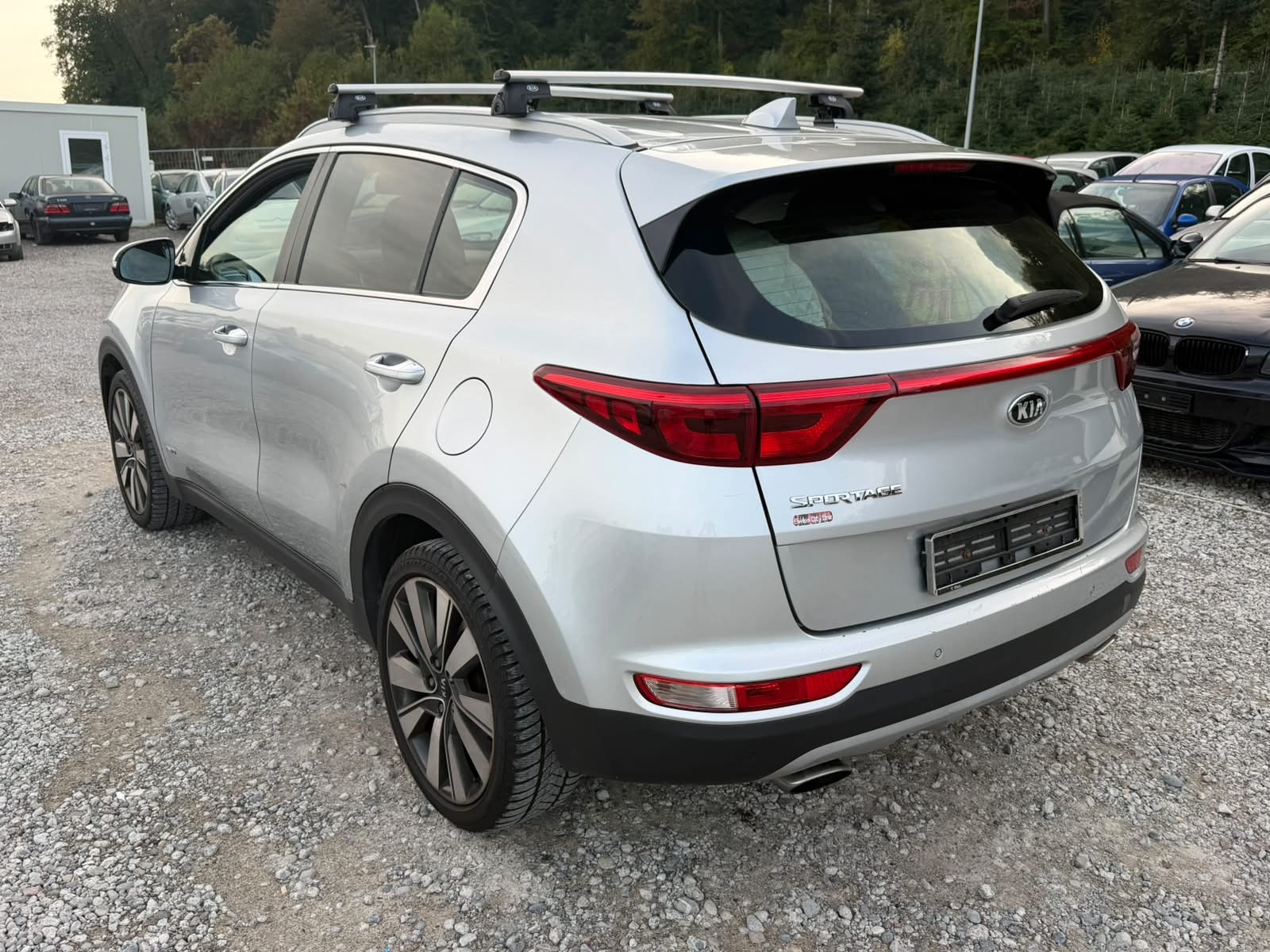 KIA Sportage 1.6 T-GDi Swiss City Line 4WD Automat-image-4