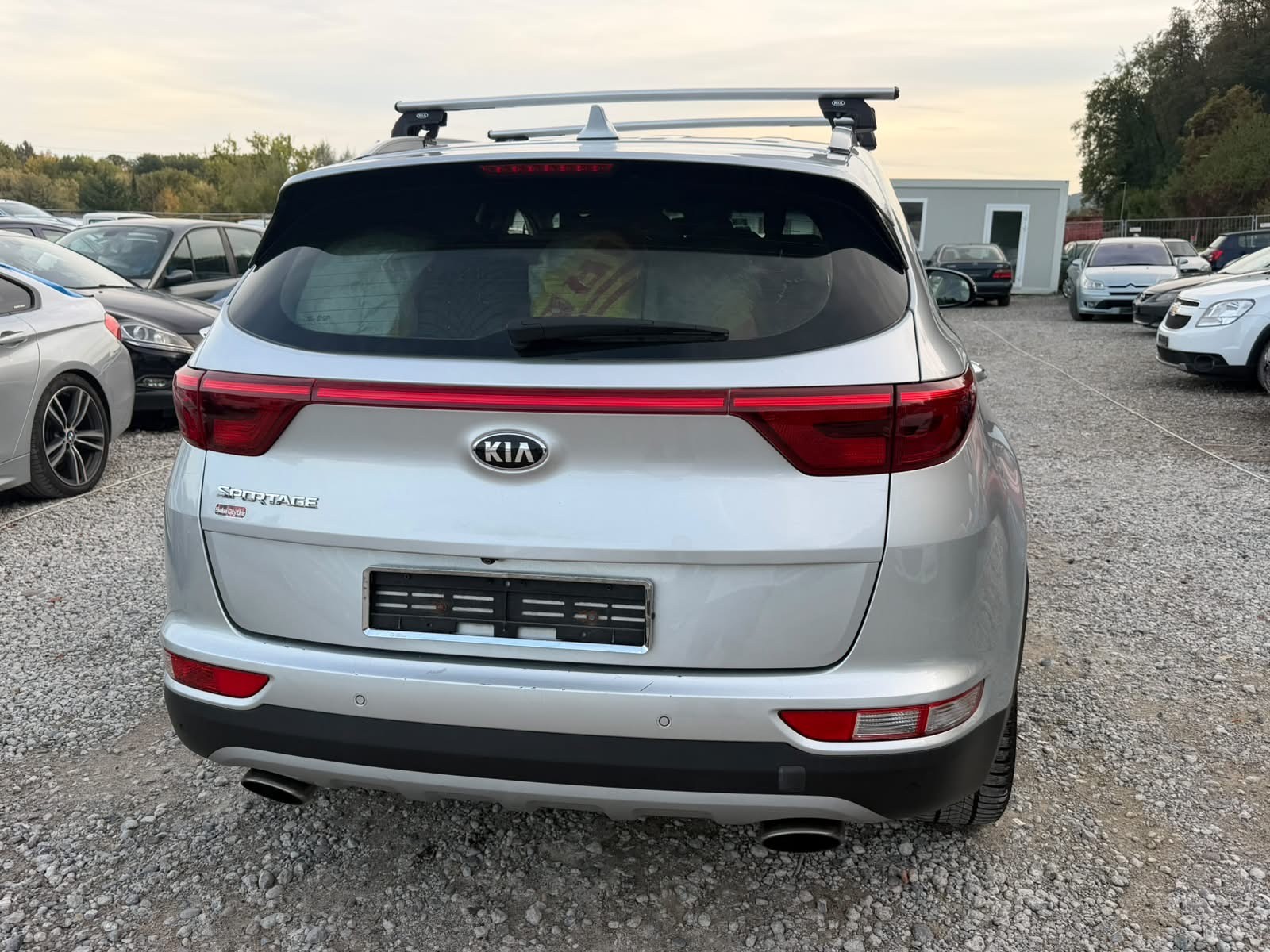 KIA Sportage 1.6 T-GDi Swiss City Line 4WD Automat-image-10
