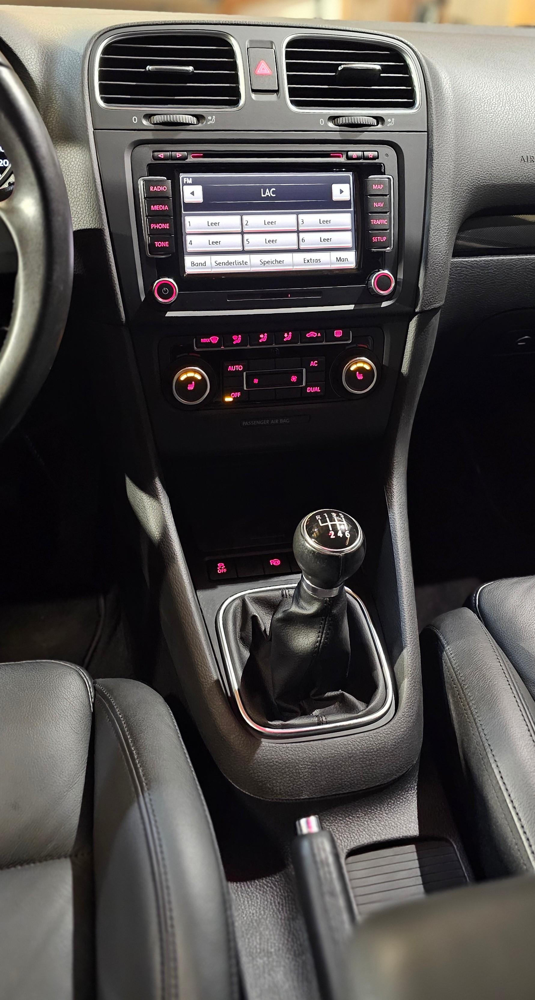 VW Golf 1.2 TSI Team R-Line-image-22