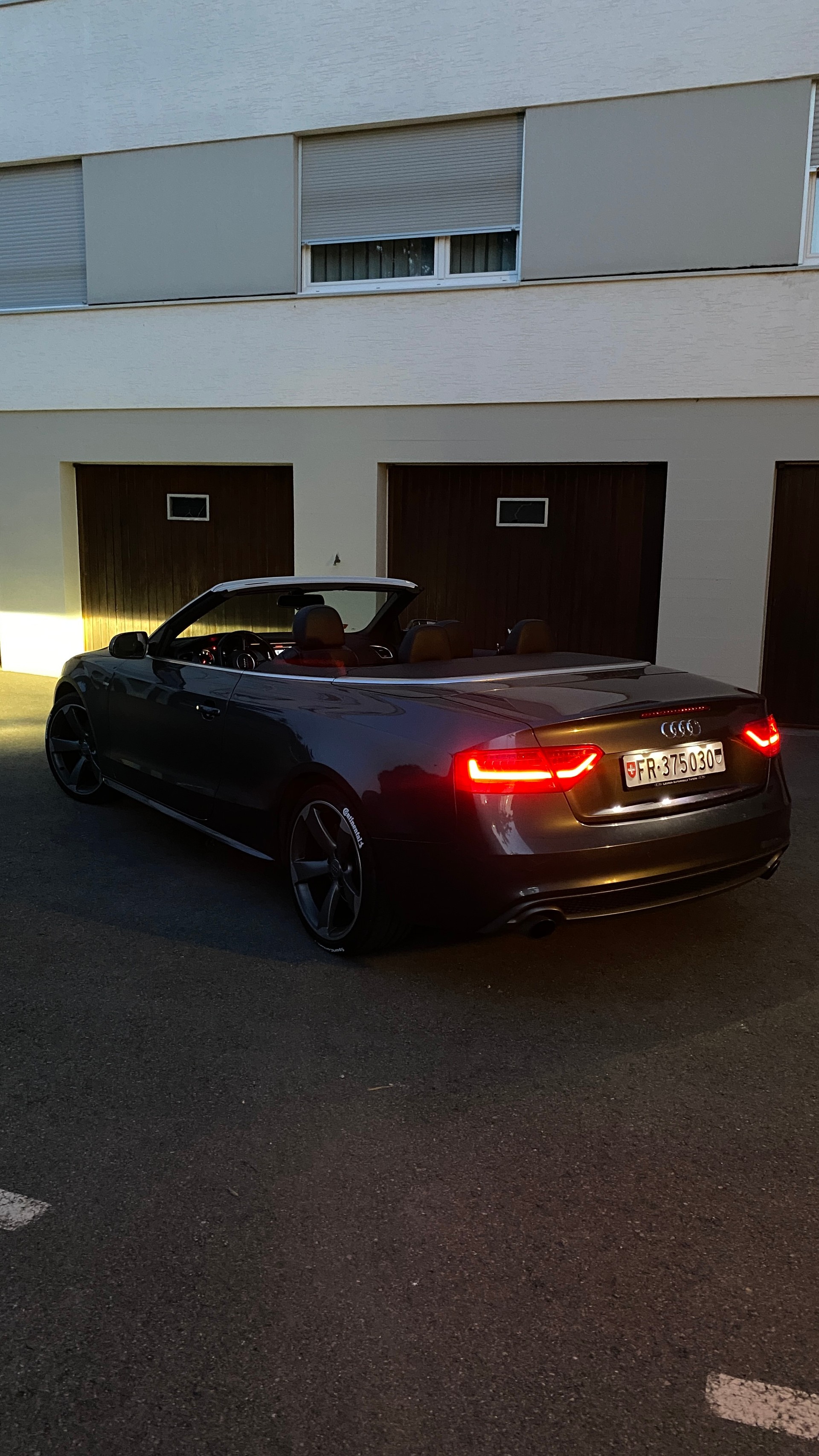 AUDI 2.0 TFSI 225 quattro S-Tronic-image-1