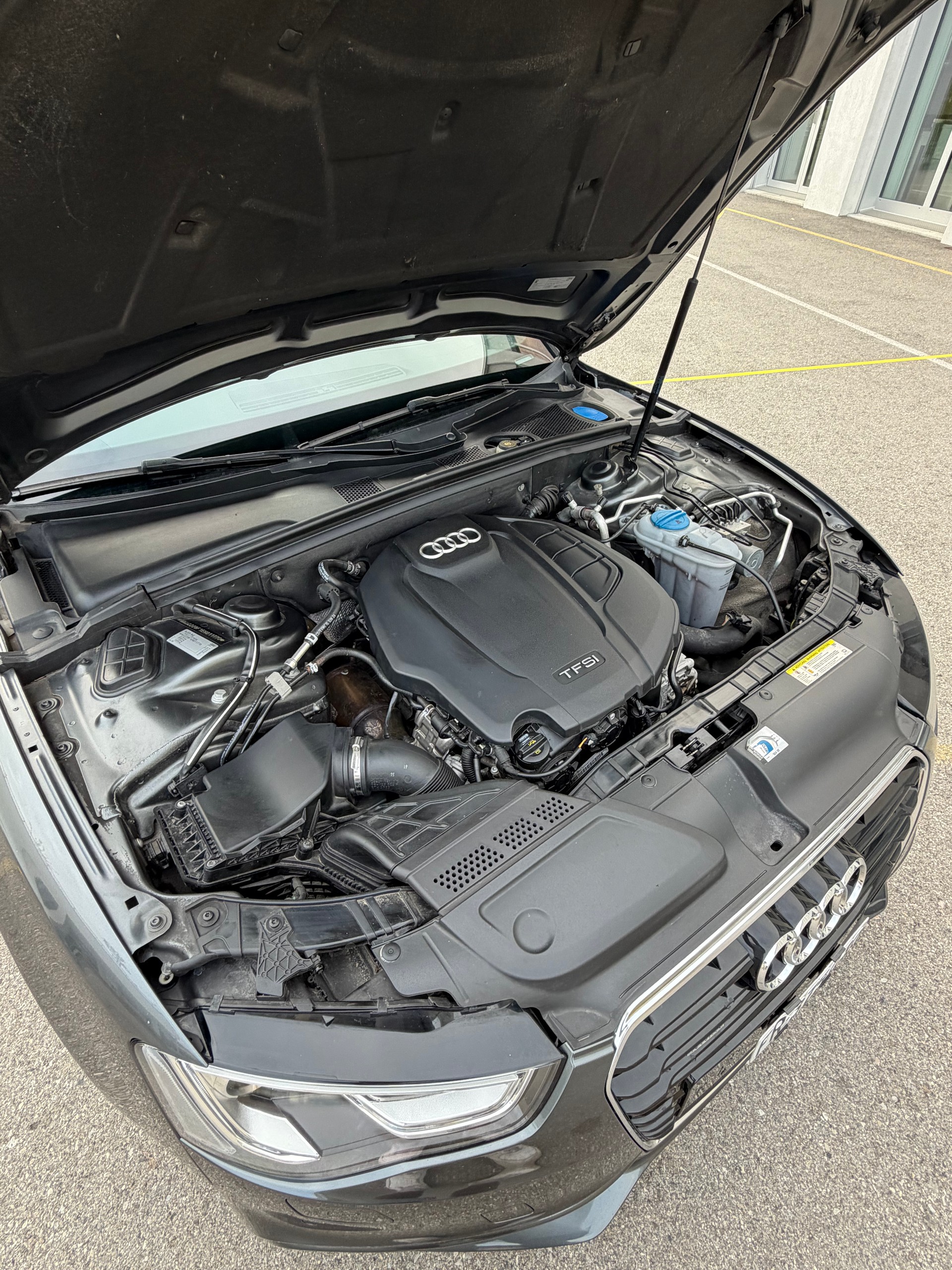 AUDI 2.0 TFSI 225 quattro S-Tronic-image-5