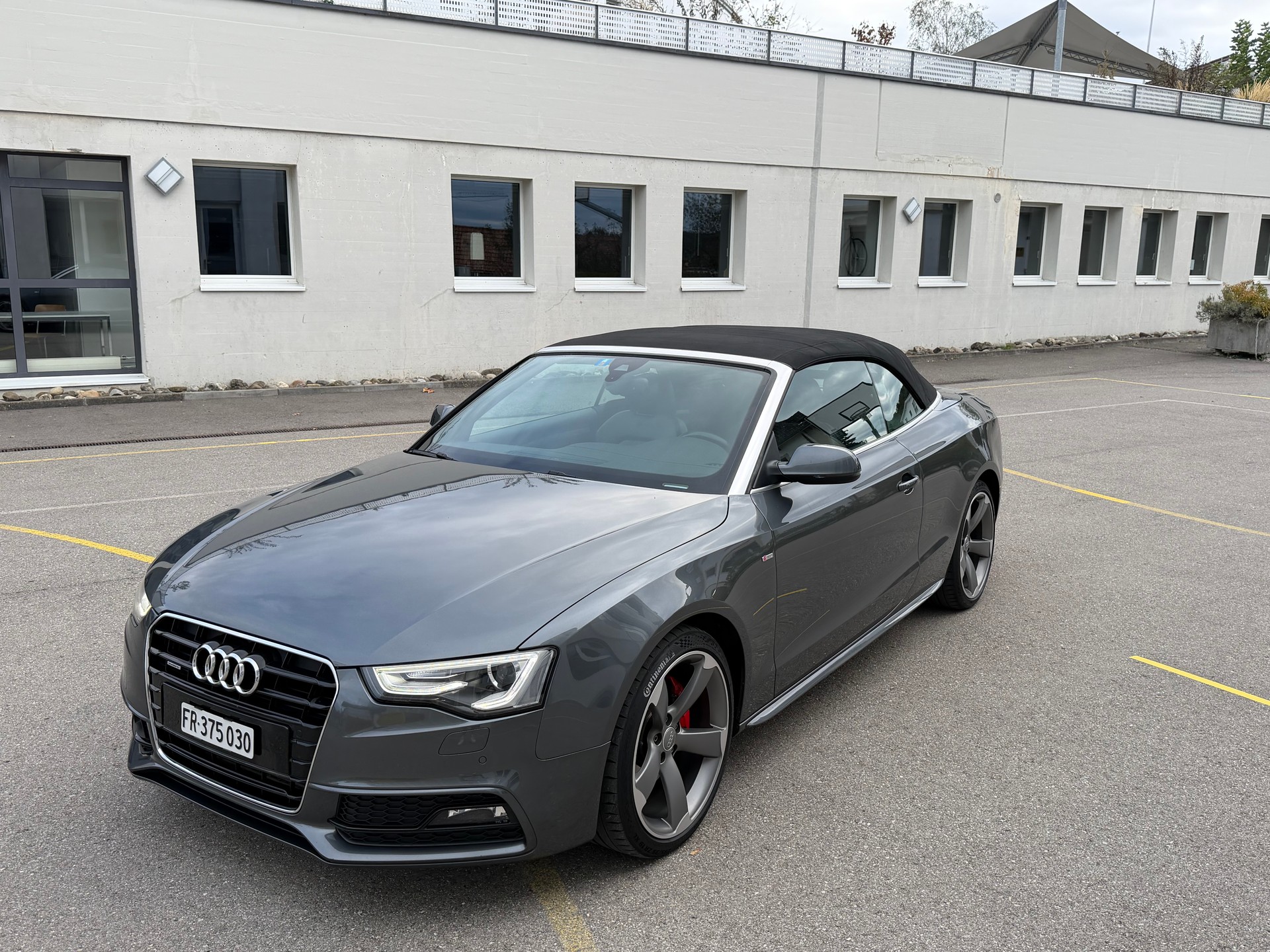 AUDI 2.0 TFSI 225 quattro S-Tronic-image-2
