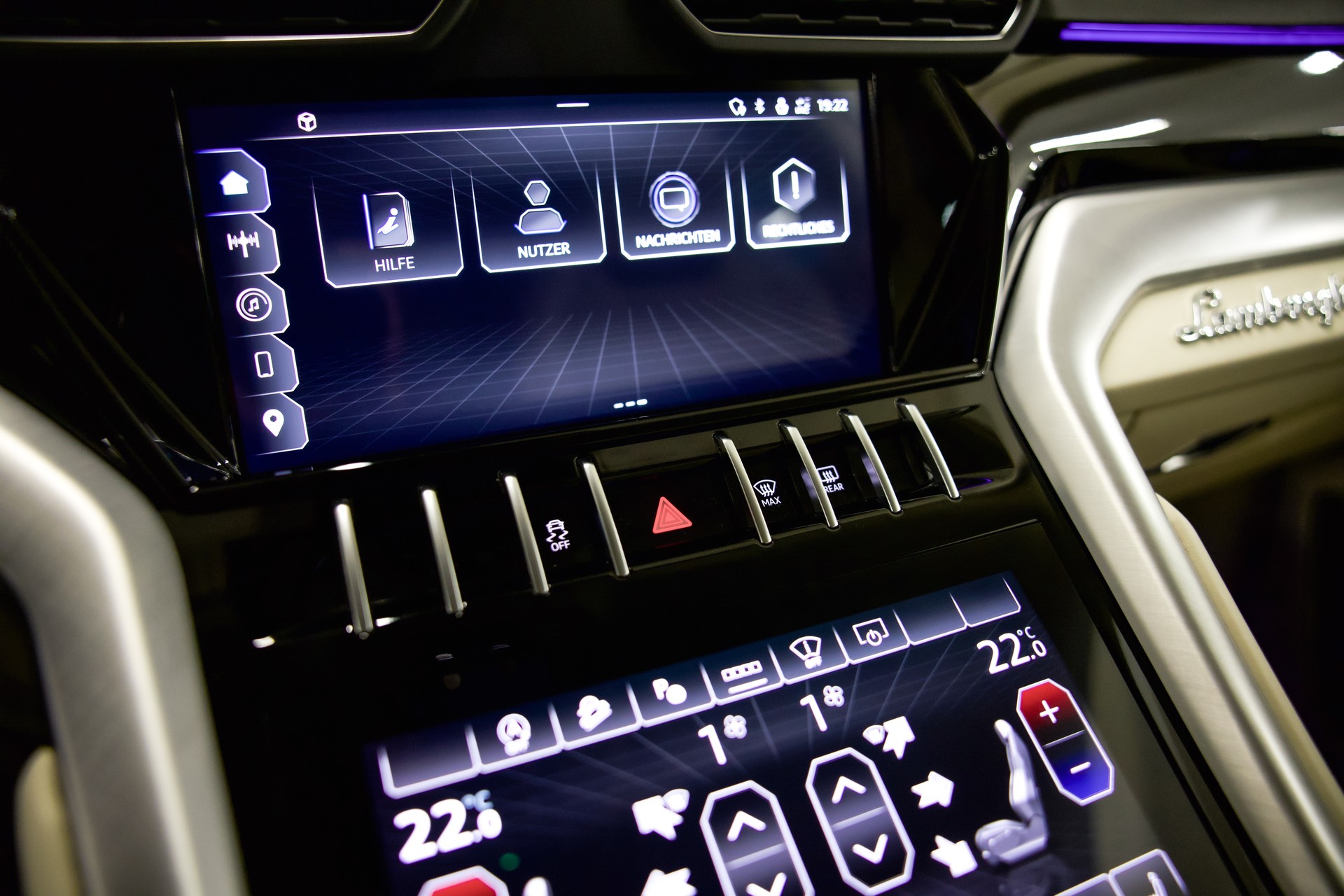 LAMBORGHINI Urus S E-Gear *Werkslackierung Verde Turbine Matt*-image-34