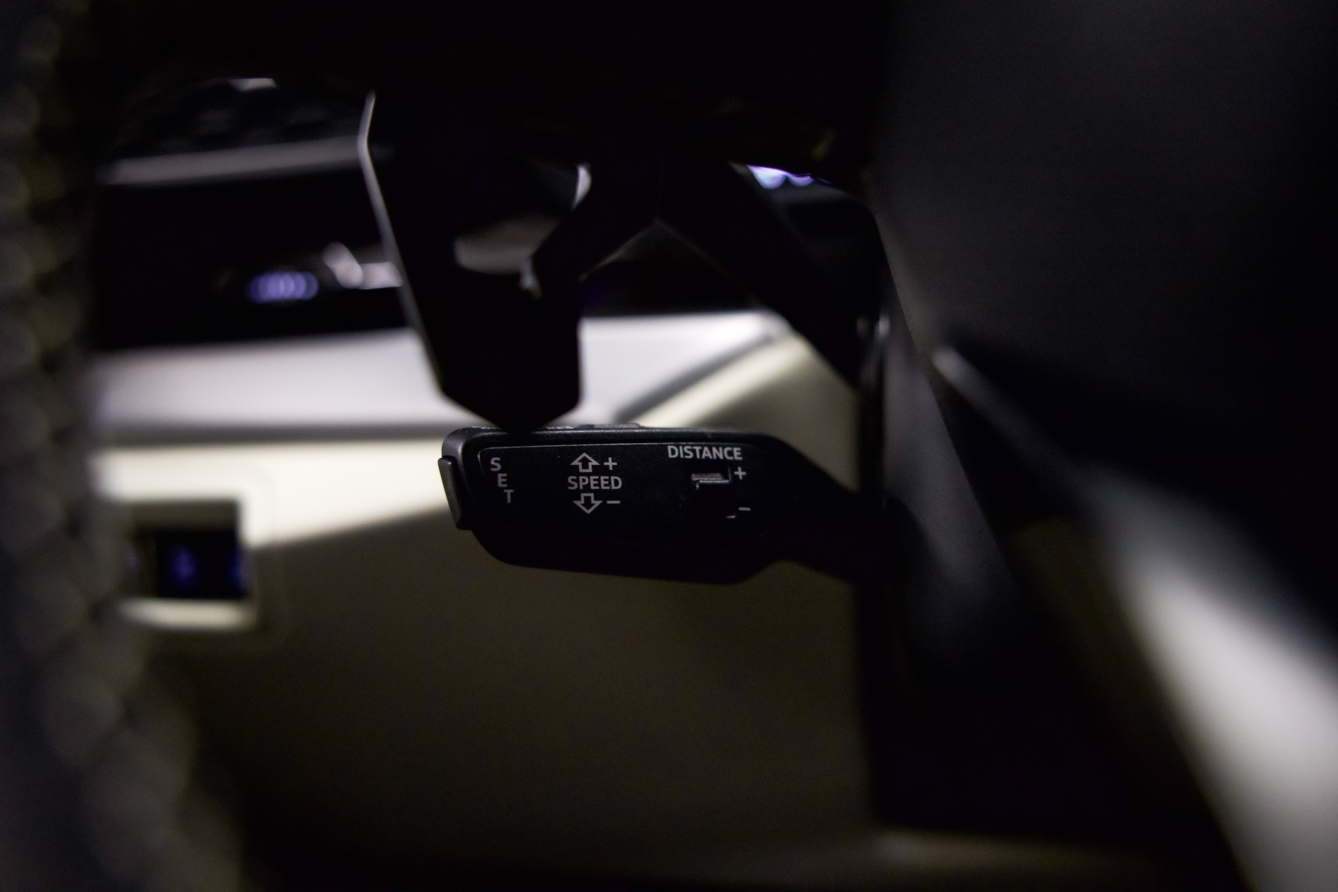 LAMBORGHINI Urus S E-Gear *Werkslackierung Verde Turbine Matt*-image-27