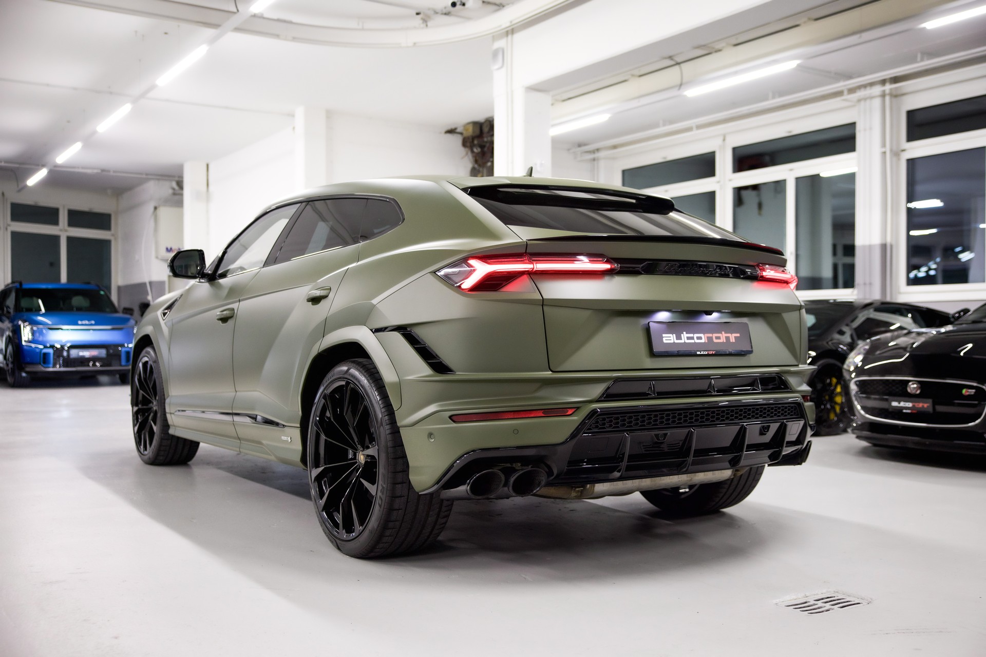 LAMBORGHINI Urus S E-Gear *Werkslackierung Verde Turbine Matt*-image-6