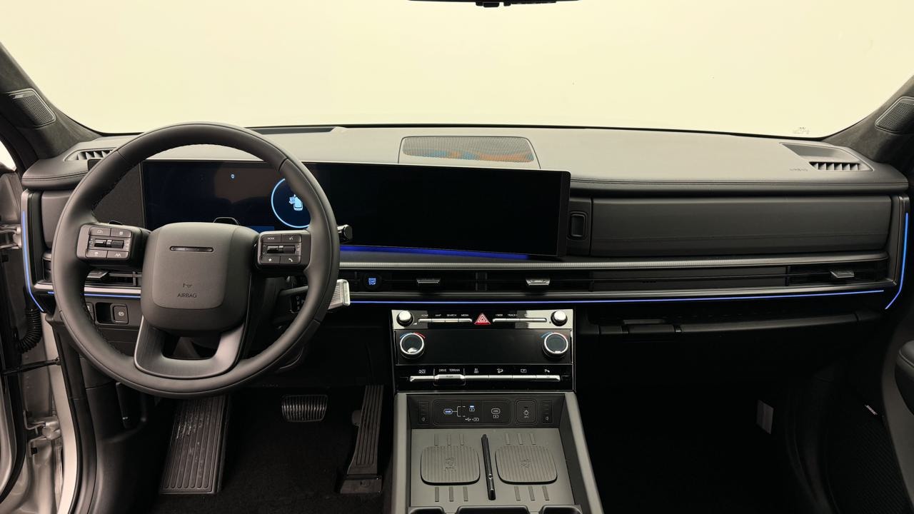 HYUNDAI Santa Fe 1.6 T-GDi PHEV Calligraphy 4WD Automatic-image-5