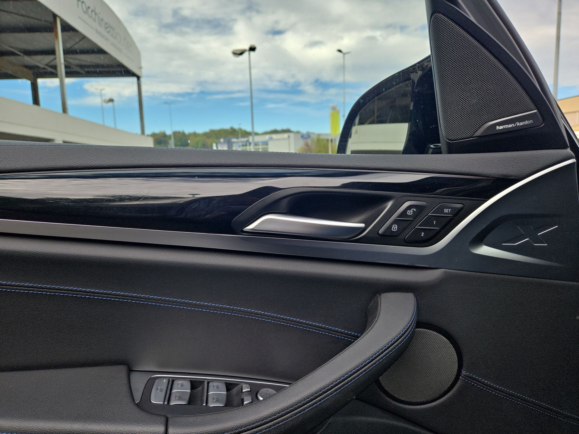 BMW X3 xDrive 48V M40d Steptronic-image-16