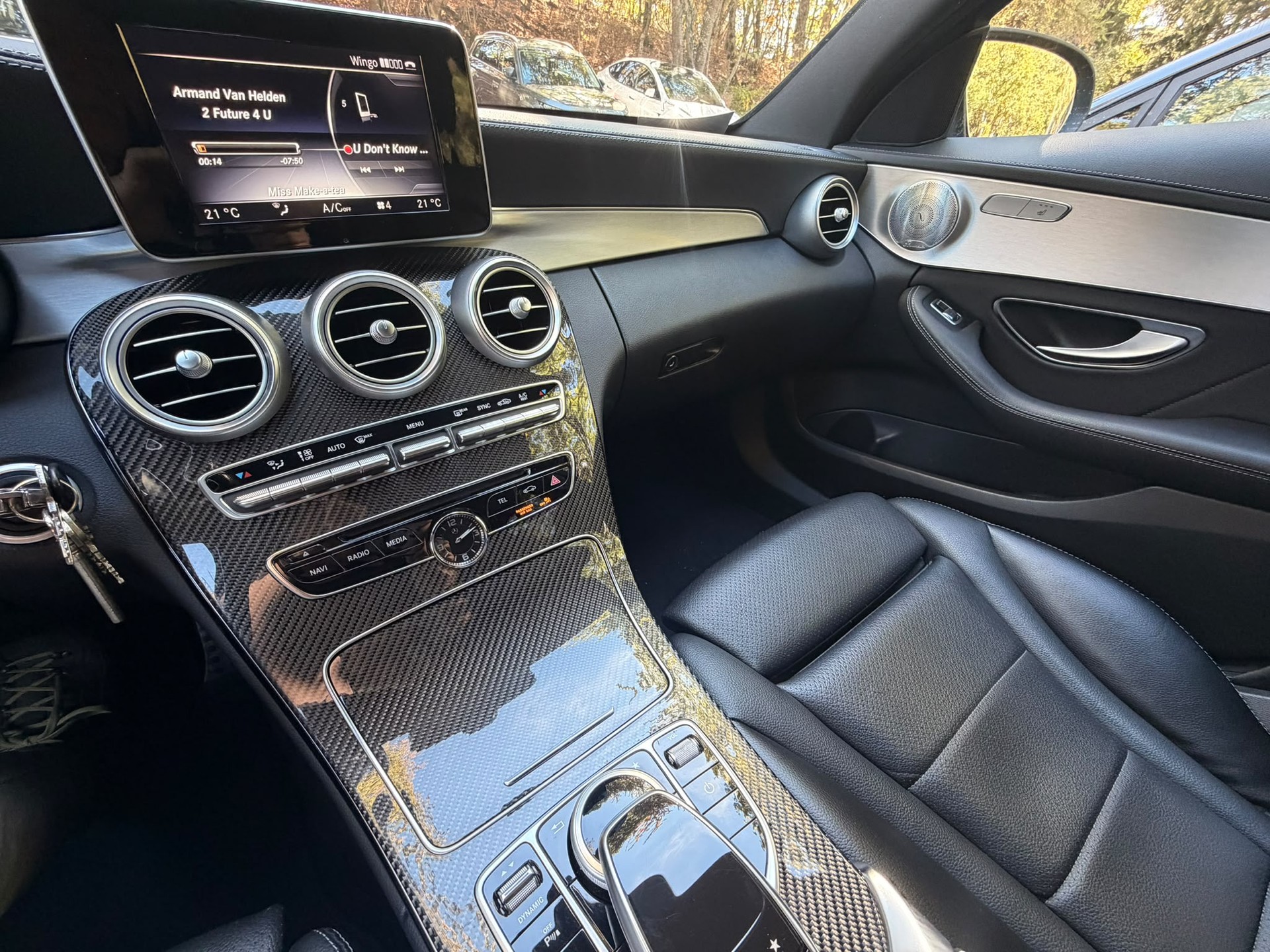 MERCEDES-BENZ C 400 AMG Line 4matic-image-5