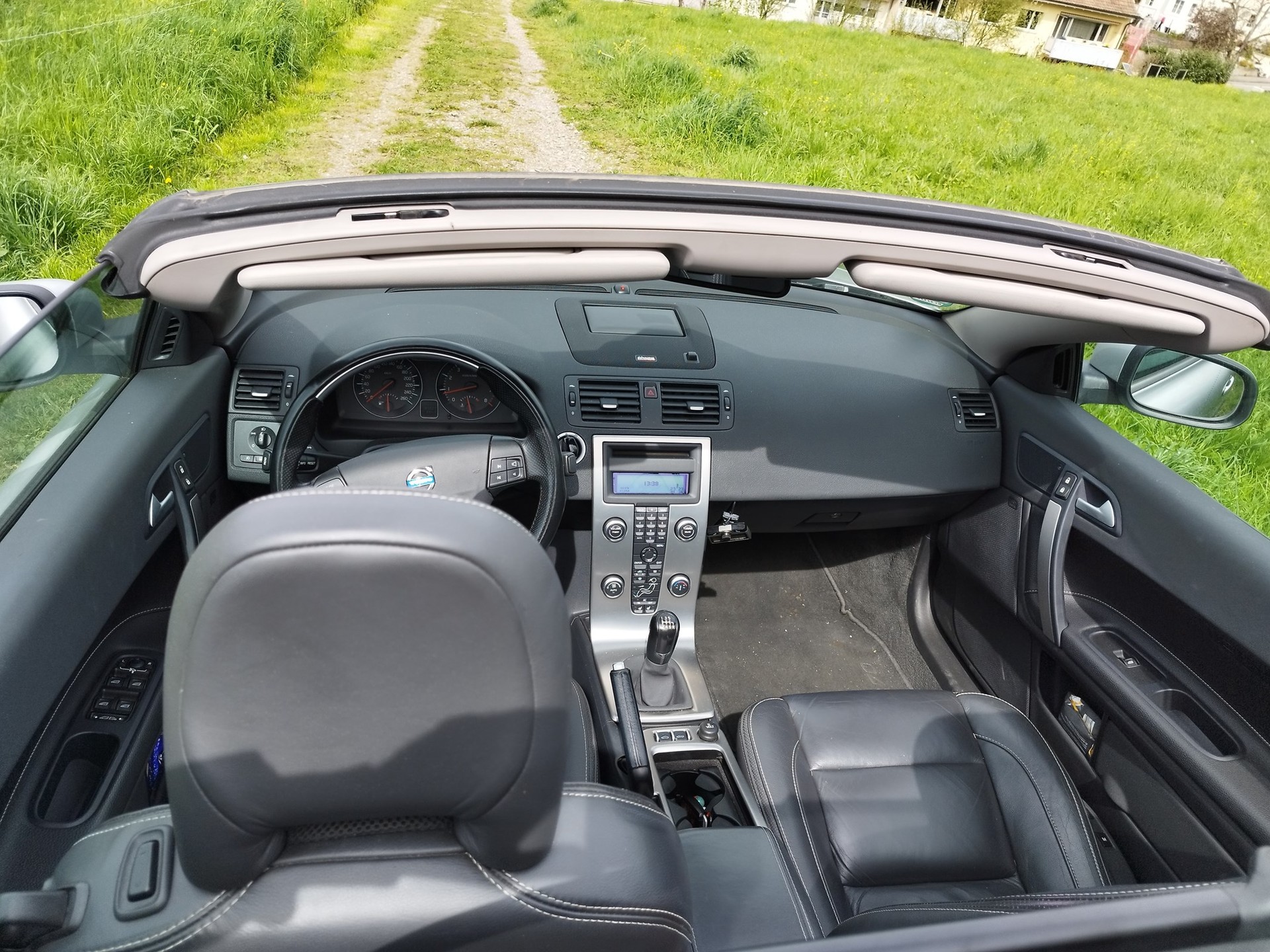 VOLVO C70 T5 Summum-image-4