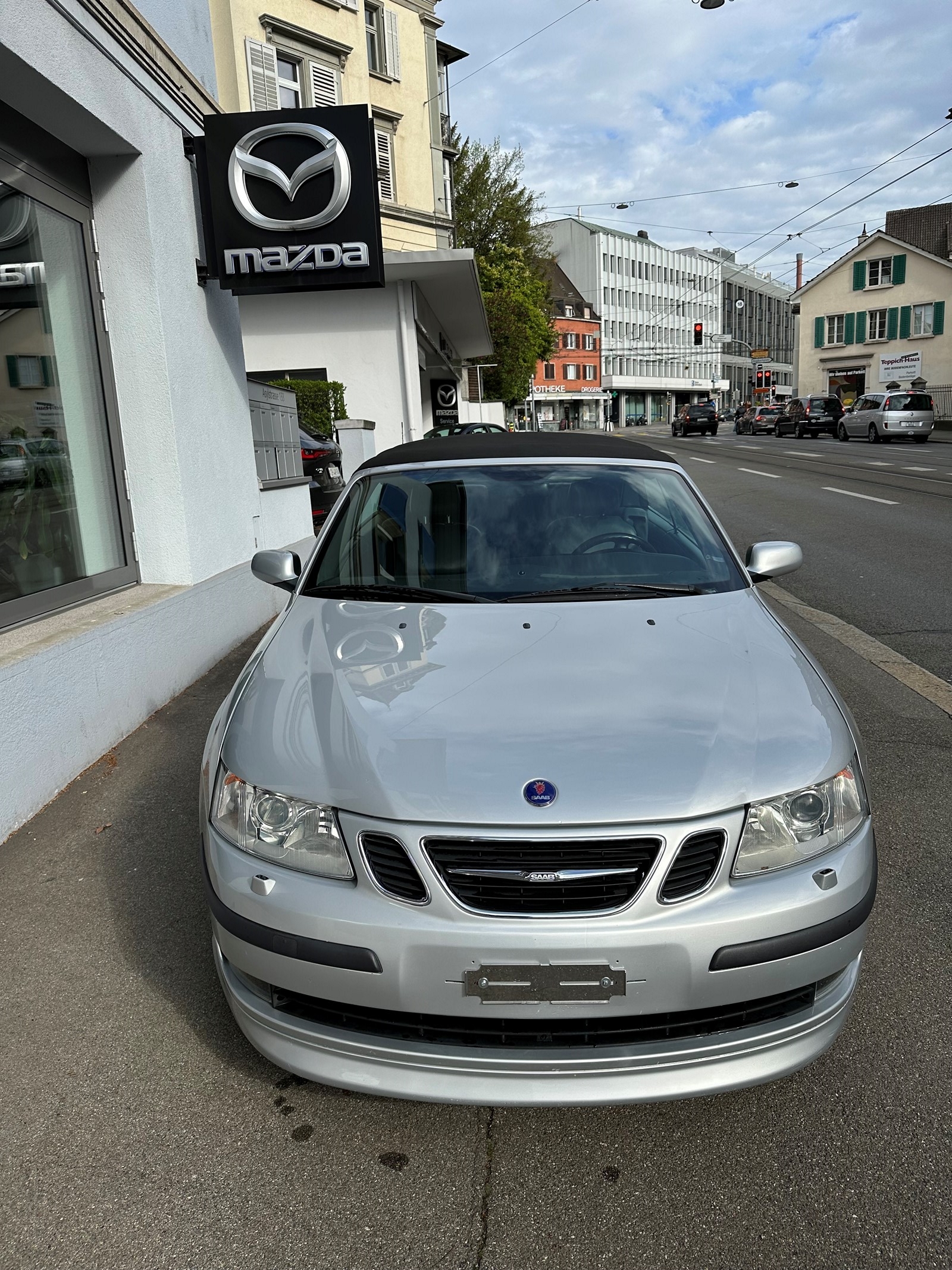 SAAB 9-3 2.0T Aero-showroom-element-2
