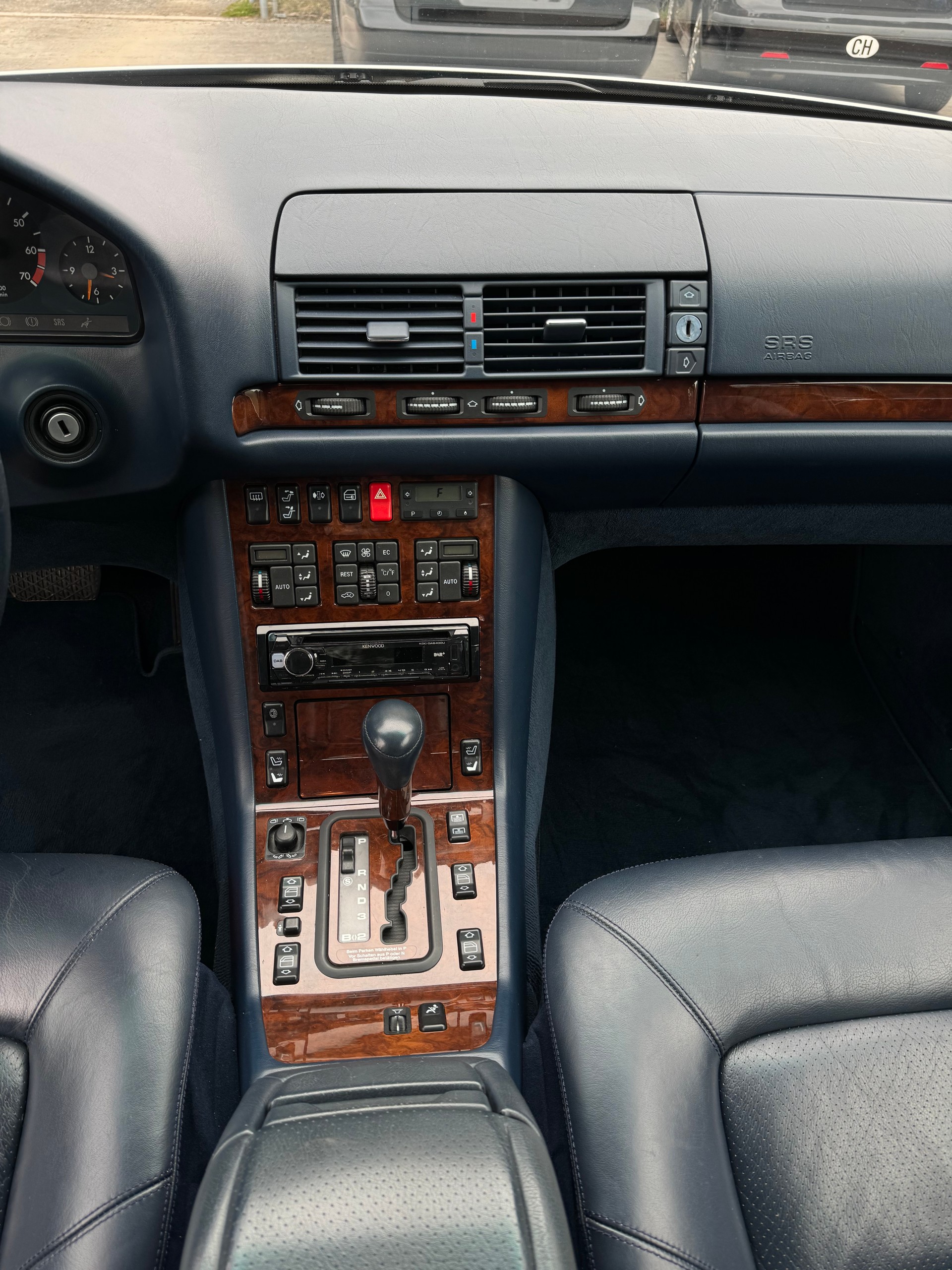 MERCEDES-BENZ S 600 Automatic-image-13