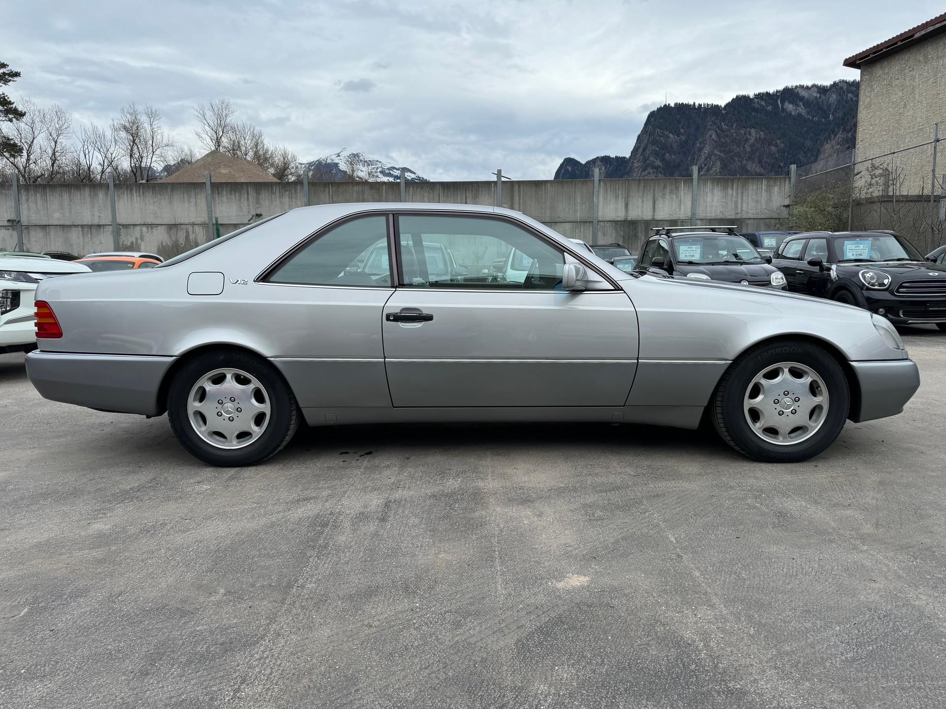 MERCEDES-BENZ S 600 Automatic-image-2