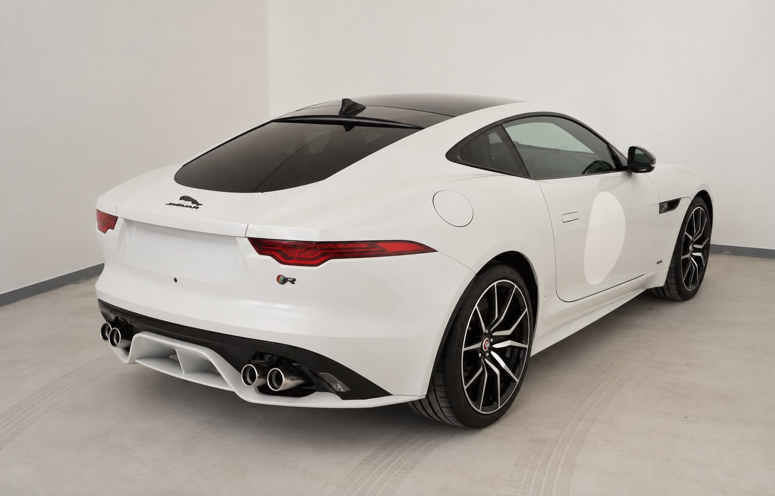 JAGUAR F-Type ZP Edition Coupé 5.0 V8 R Limitiert auf 150 Stück-image-1
