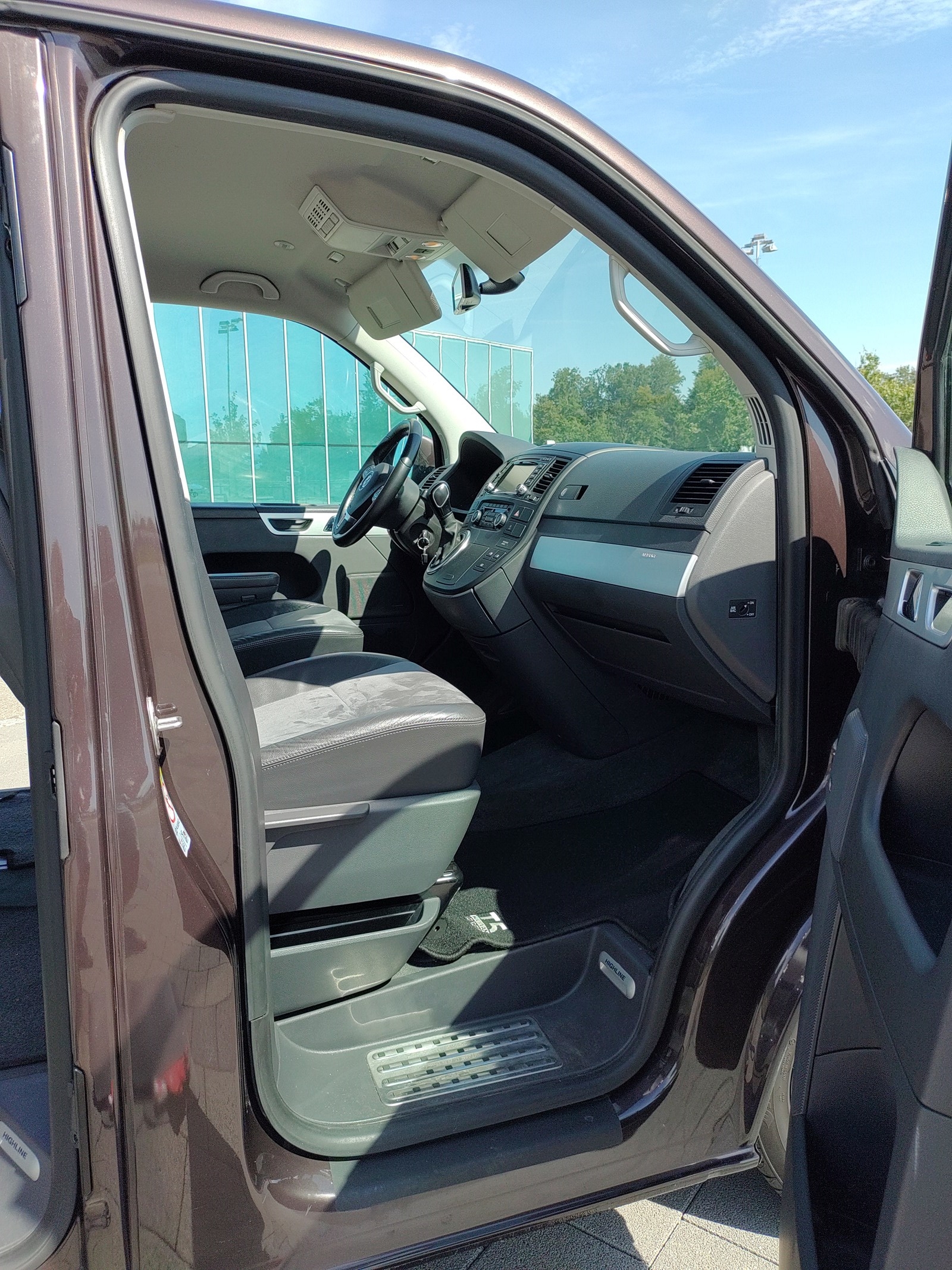 VW T5 Multivan 2.0 Bi-TDI High Line Last Ed. 4Motion DSG-image-8