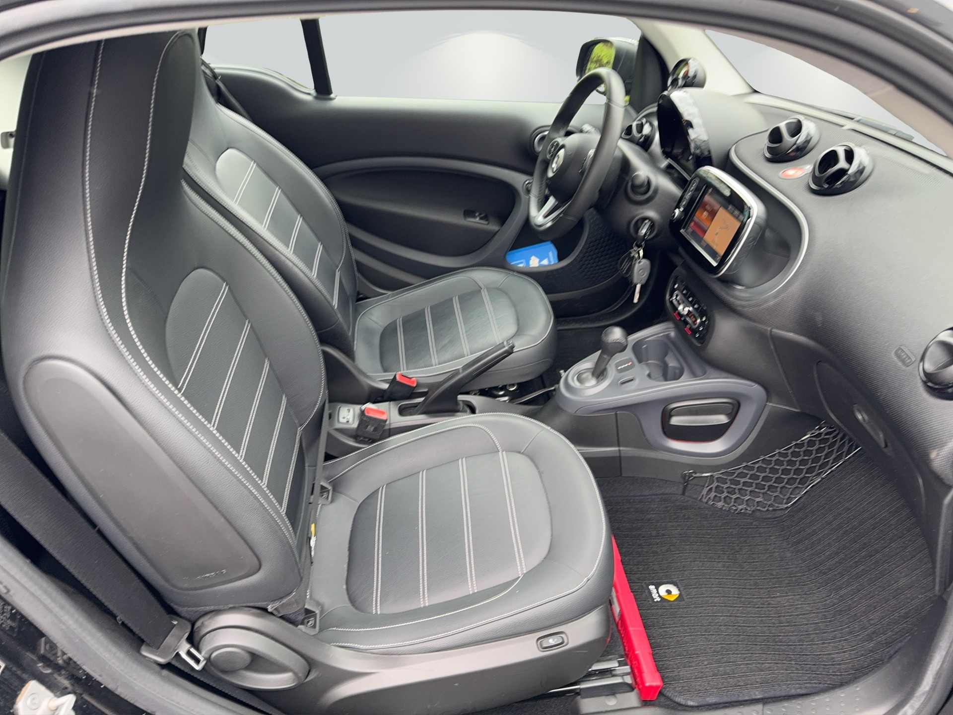 SMART fortwo EQ prime-image-9
