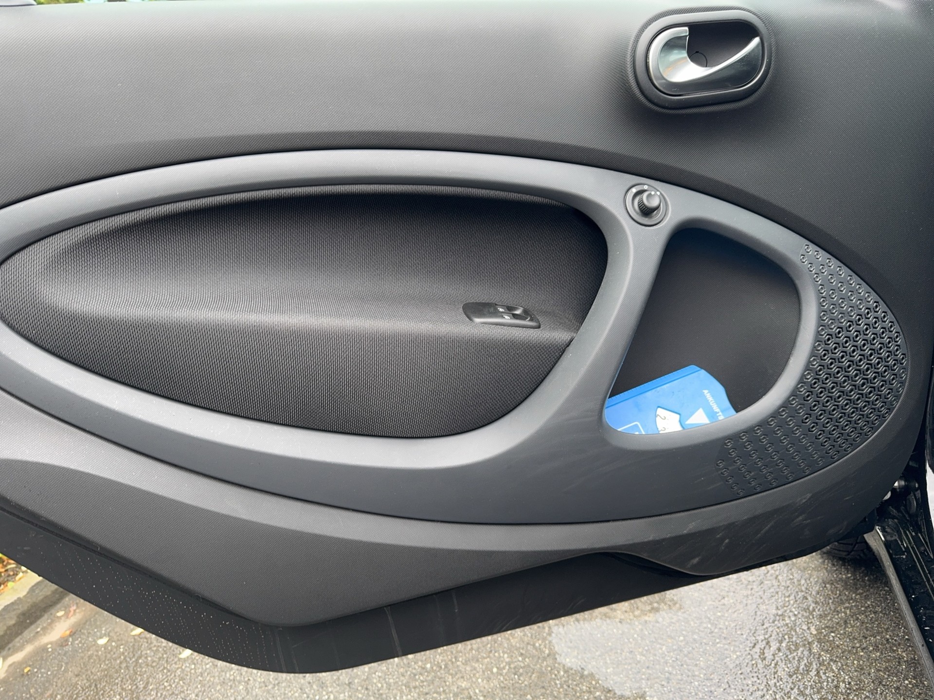 SMART fortwo EQ prime-image-8