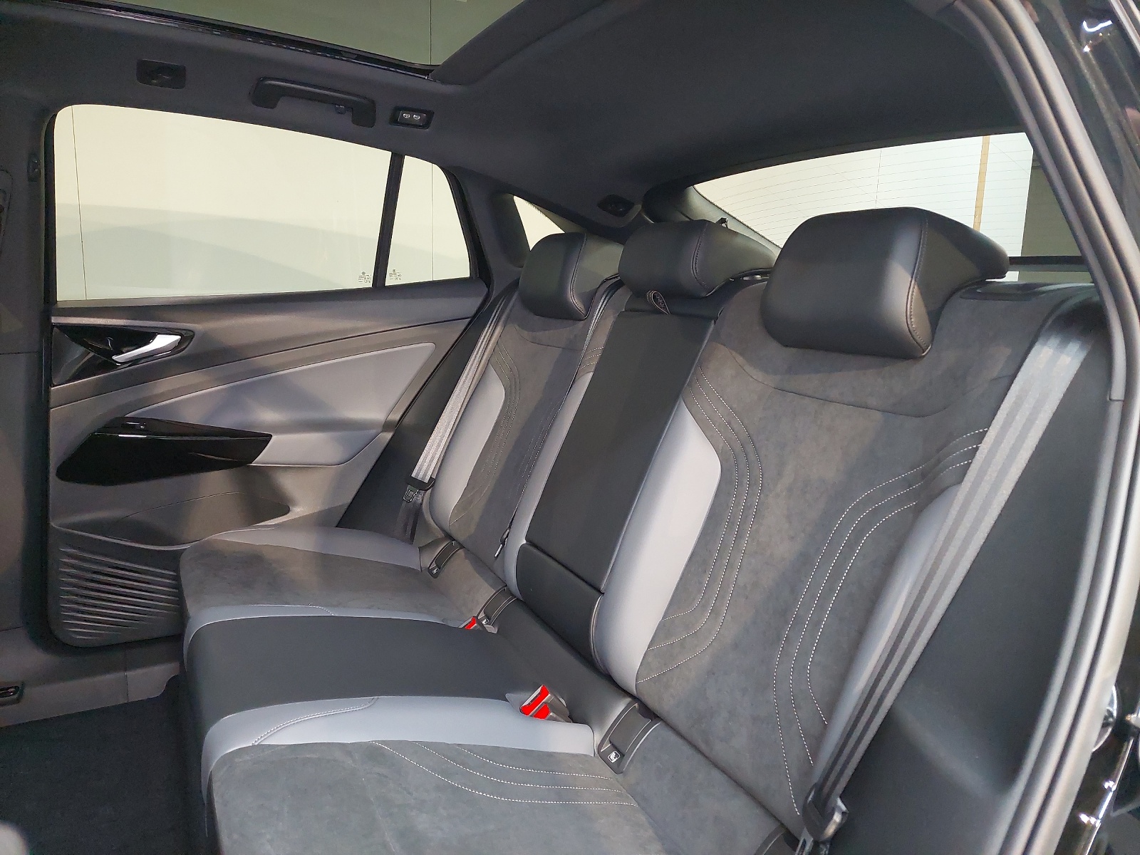 VW ID.5 Pro Performance 77 kWh-image-8