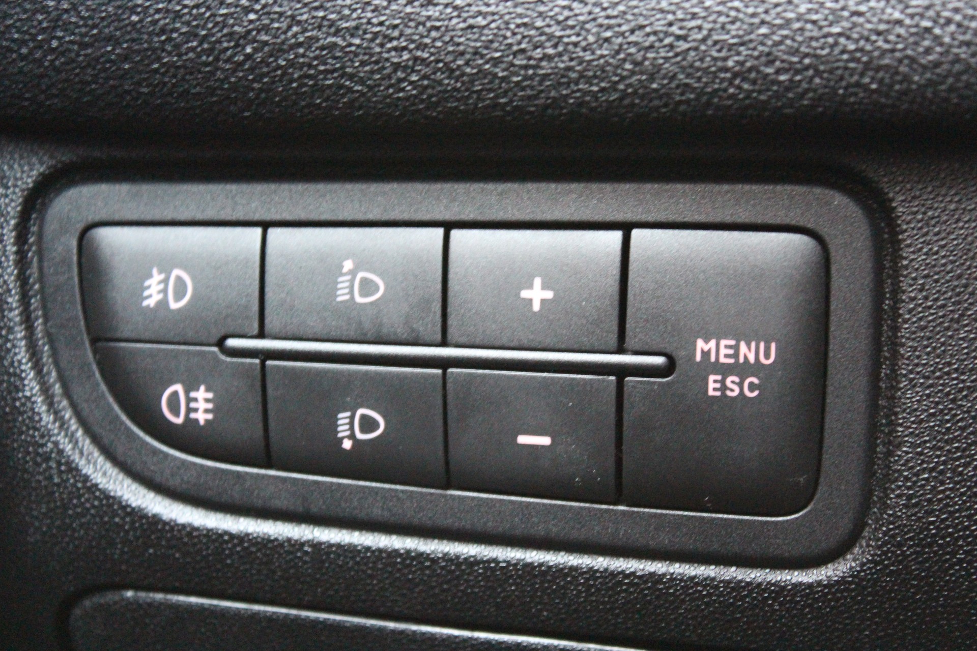 FIAT Punto Abarth-image-4