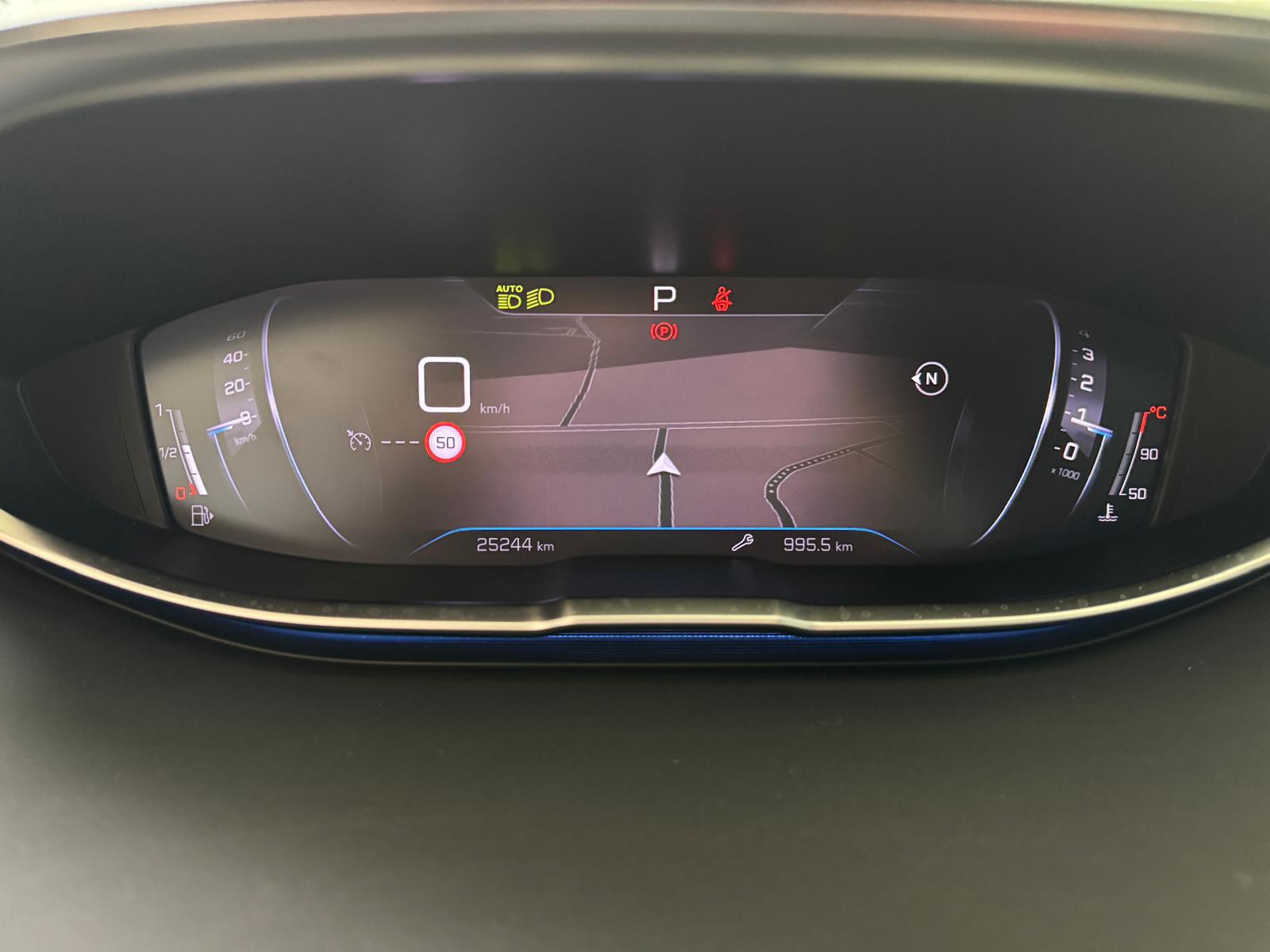 PEUGEOT 3008 1.2 Hybrid GT-image-8