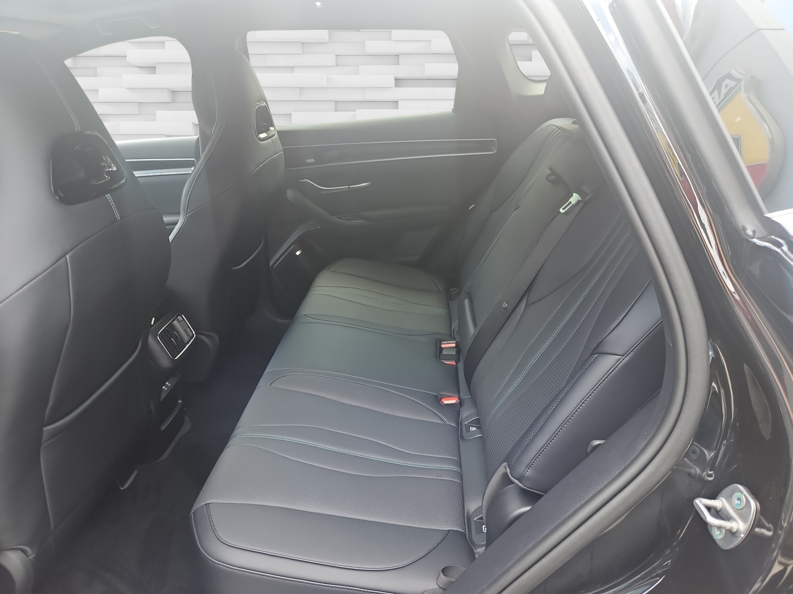 BYD SEAL U DM-I HYBRID DESIGN-image-10