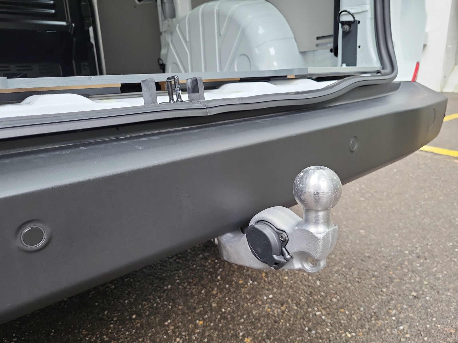 VW Transporter Kastenwagen BEV 136PS Elektro-image-19
