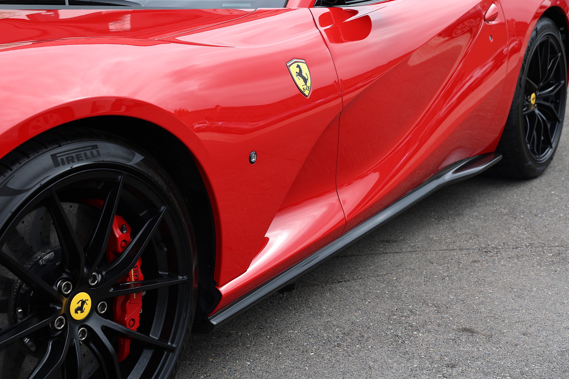 FERRARI 812 GTS-image-4