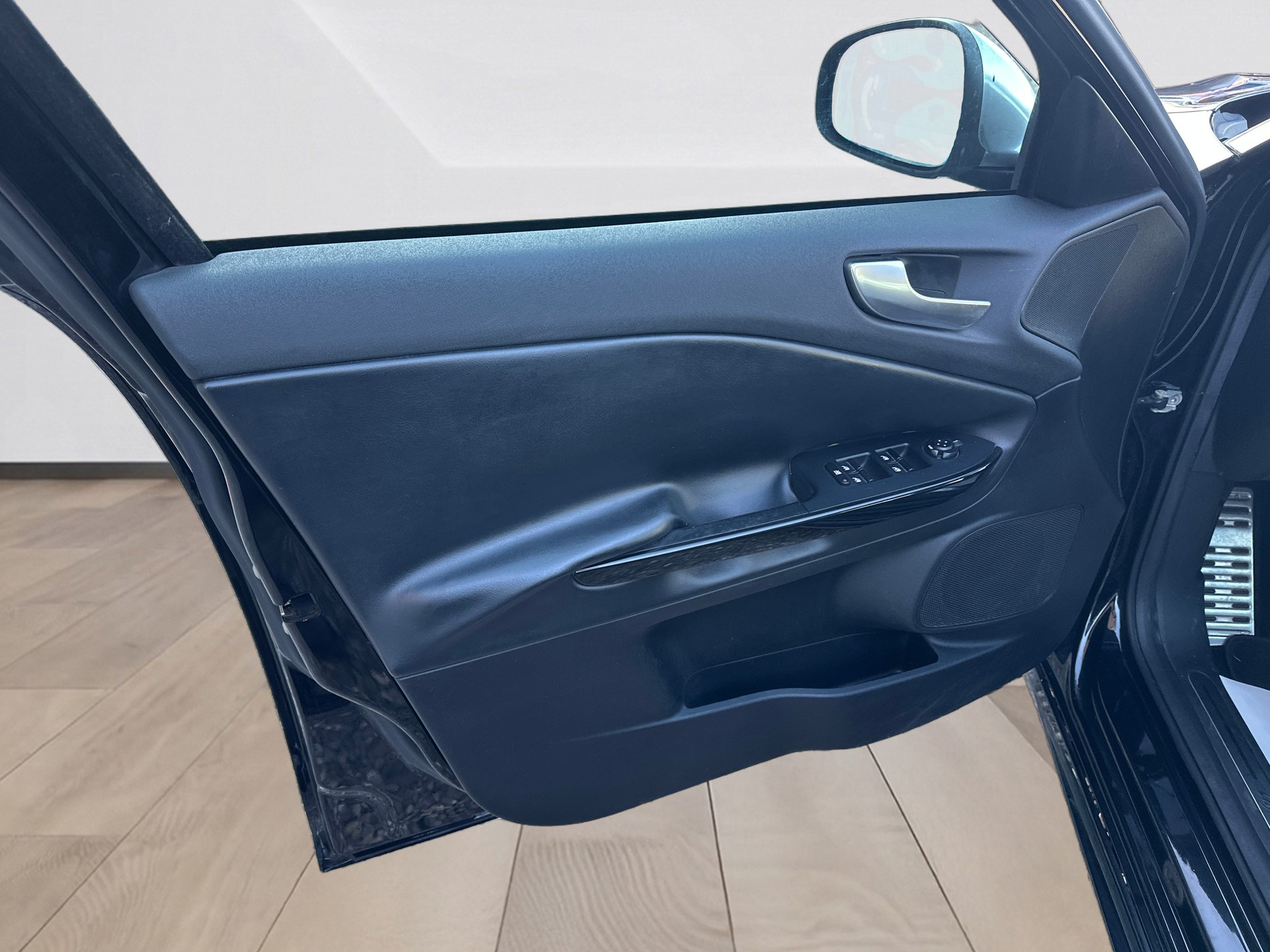 ALFA ROMEO Giulietta 1750 TBi Quadrifoglio Verde-image-13