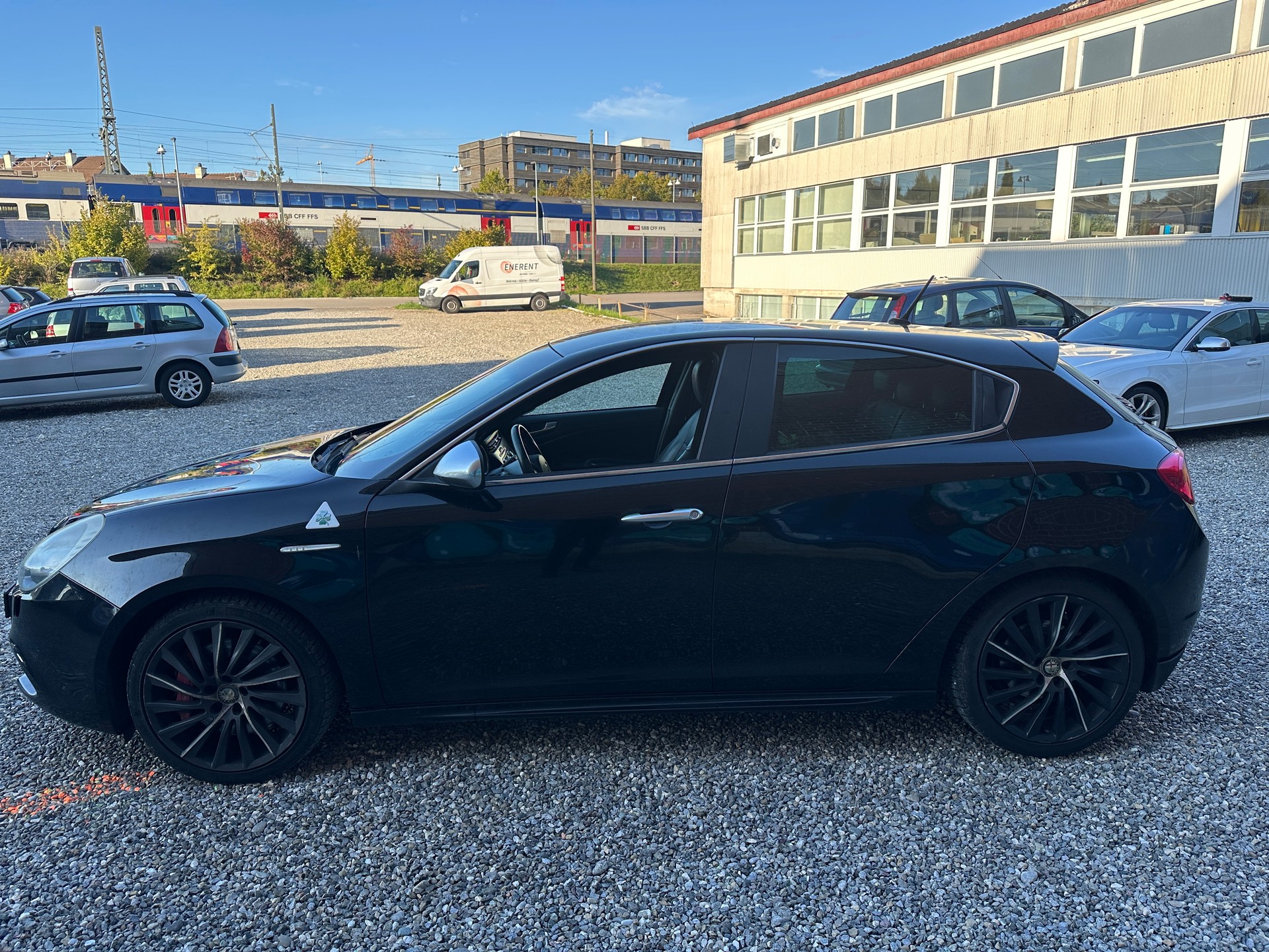 ALFA ROMEO Giulietta 1750 TBi Quadrifoglio Verde-image-2
