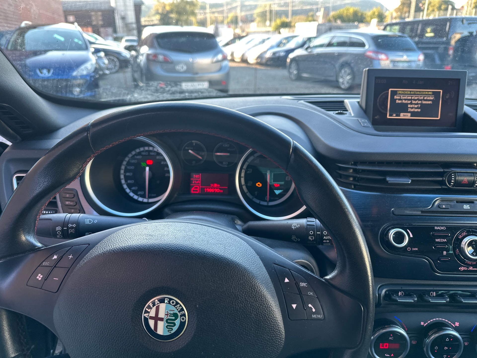 ALFA ROMEO Giulietta 1750 TBi Quadrifoglio Verde-image-15