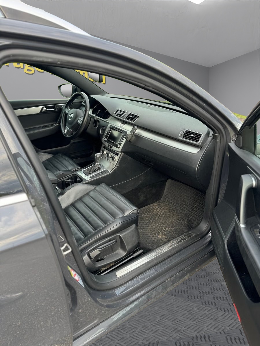 VW Passat Variant 2.0 TDI BMT Highline DSG-image-10
