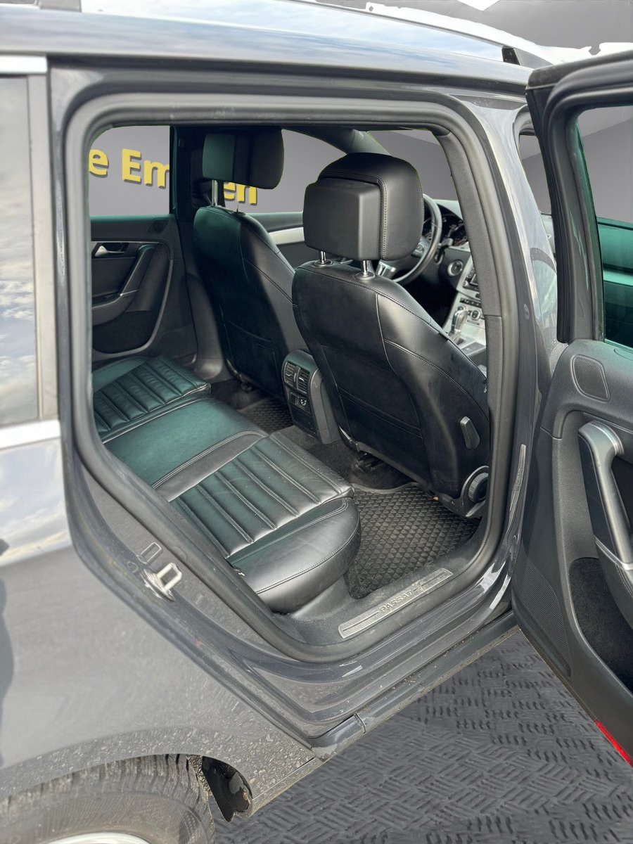 VW Passat Variant 2.0 TDI BMT Highline DSG-image-9
