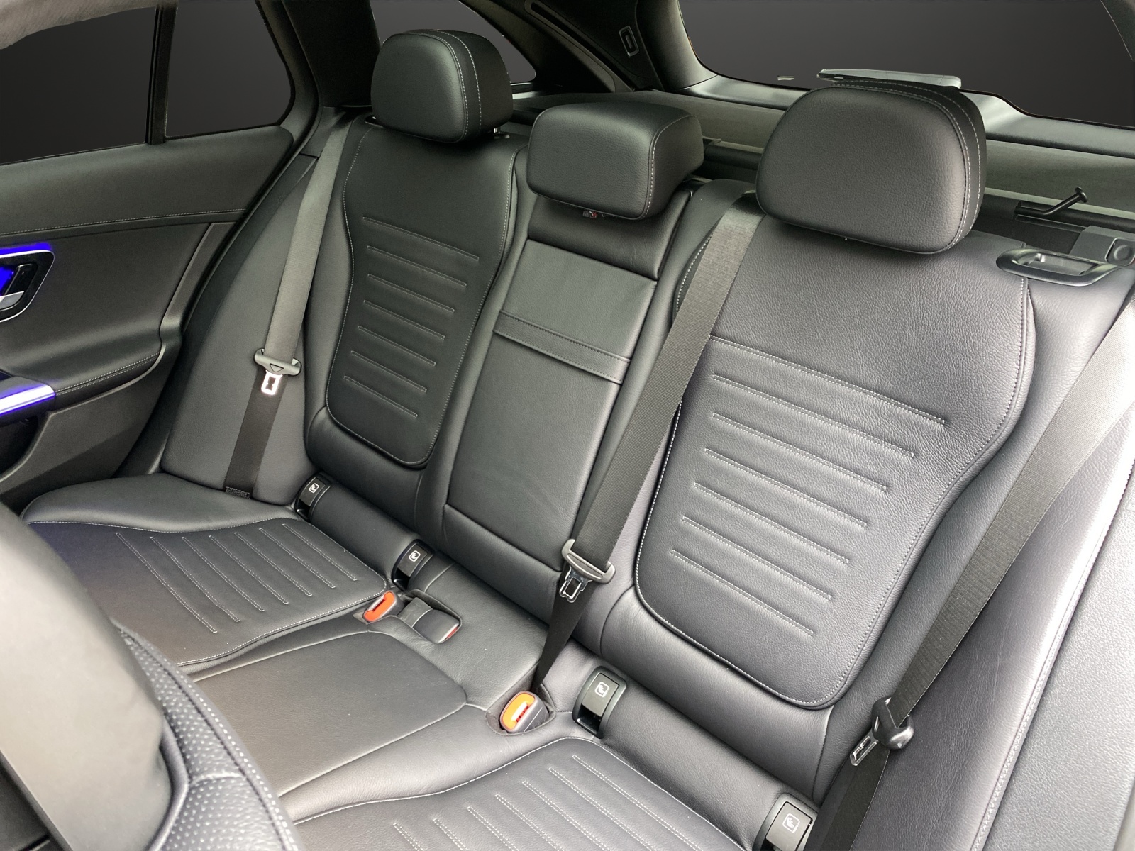 MERCEDES-BENZ C 300 T 4 Matic-image-8