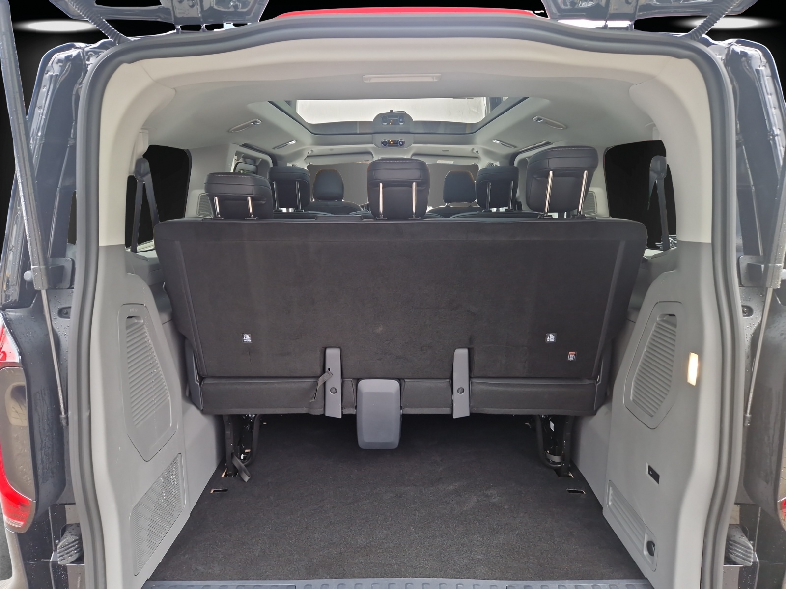 VW Caravelle 2.0 TDI Style Aut.8 4 Motion-image-6