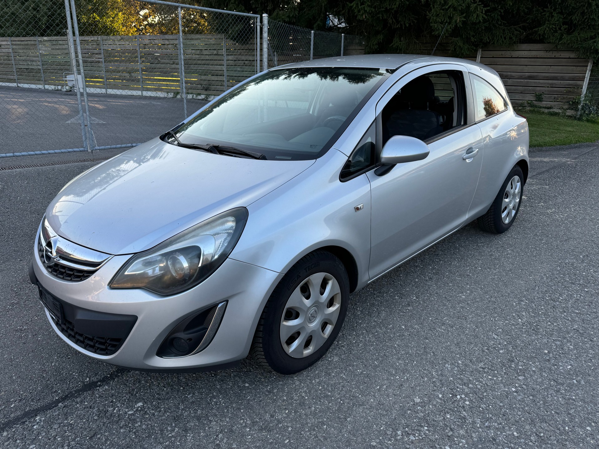 OPEL Corsa 1.4 TP Enjoy-image-0