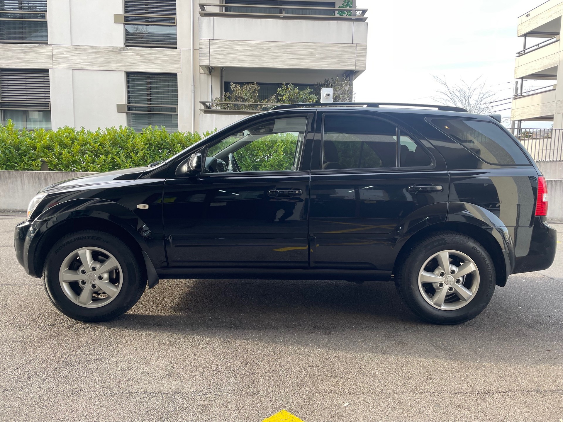 KIA Sorento 3.3 V6 Style, 4X4, 248 PS, 5 St.-Aut., *Klima-Aut.*, Leder, Sitzh., (PDC) Park Distance, DAB+ Radio, AHK 3'500 Kg-image-5