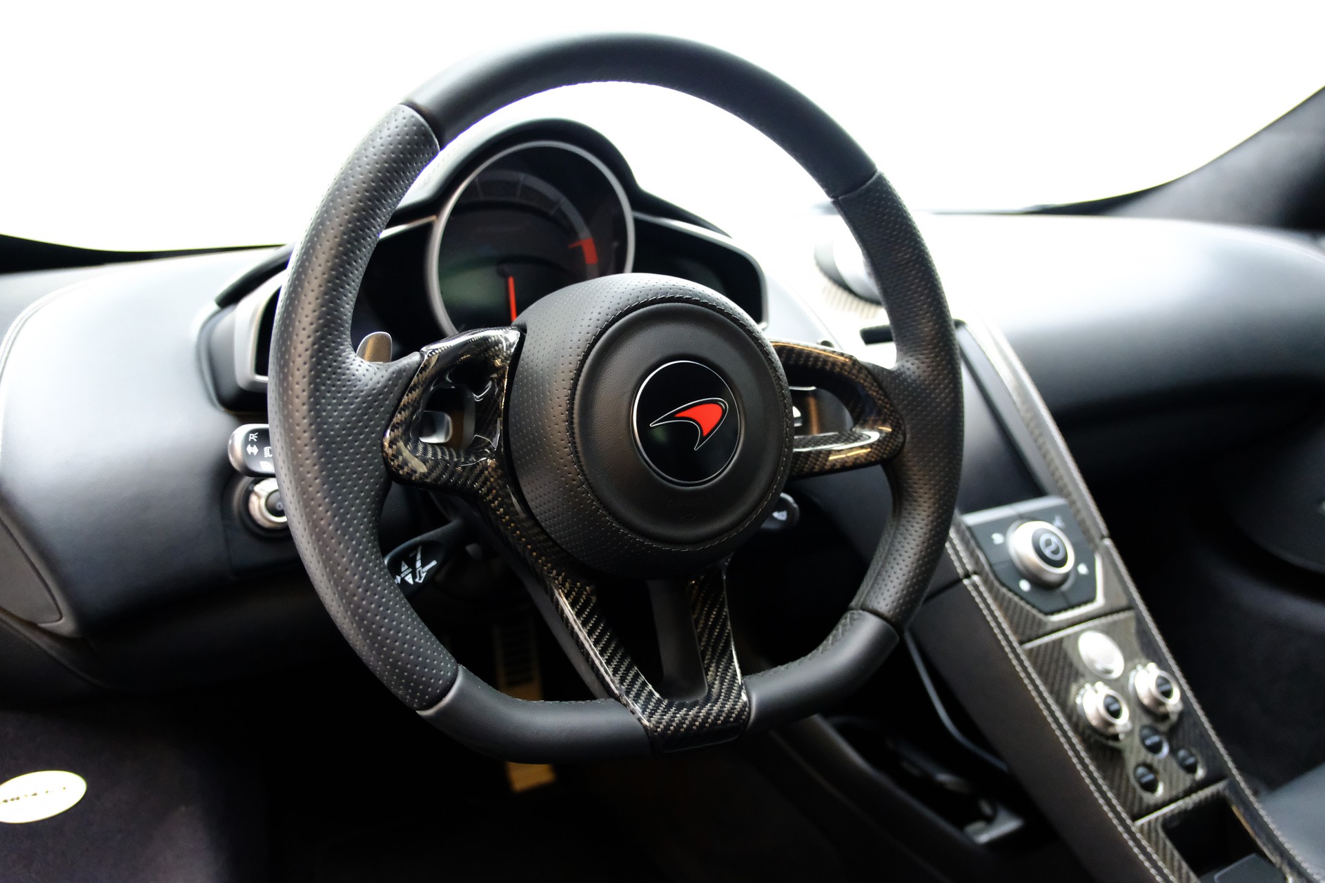 McLAREN MP4-12C Coupé 3.8 V8 SSG-image-19