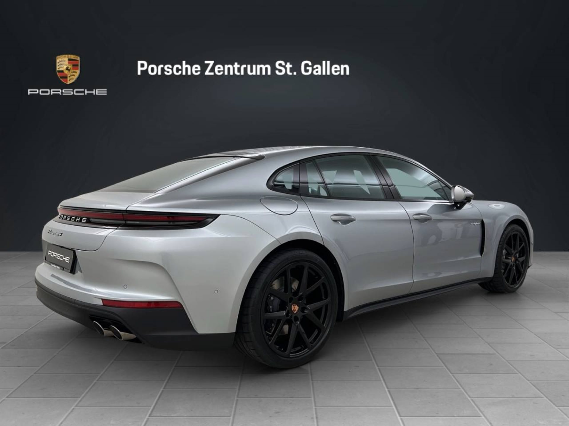 PORSCHE Panamera 4 E-Hybrid-image-2