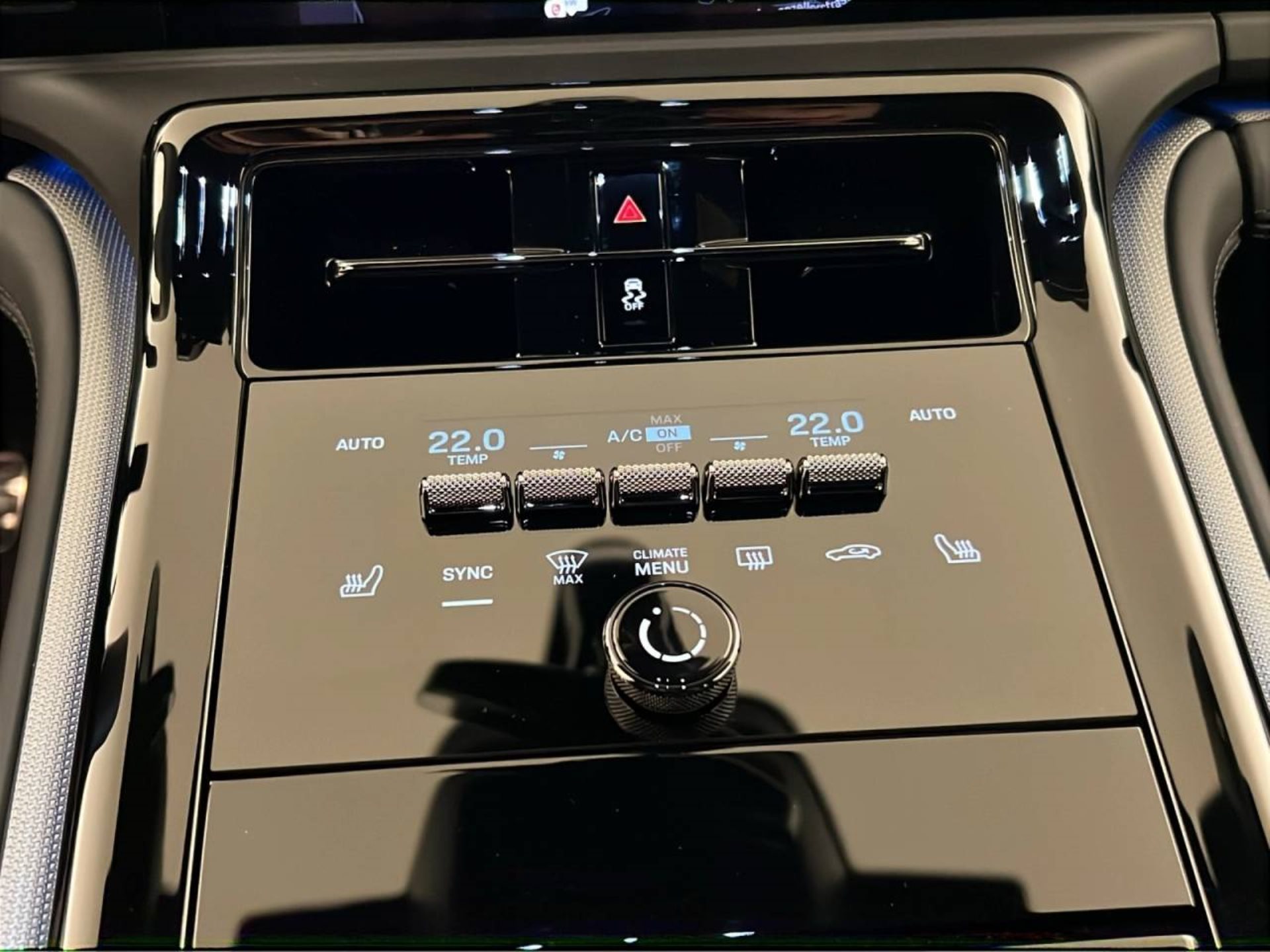 PORSCHE Panamera 4 E-Hybrid-image-12
